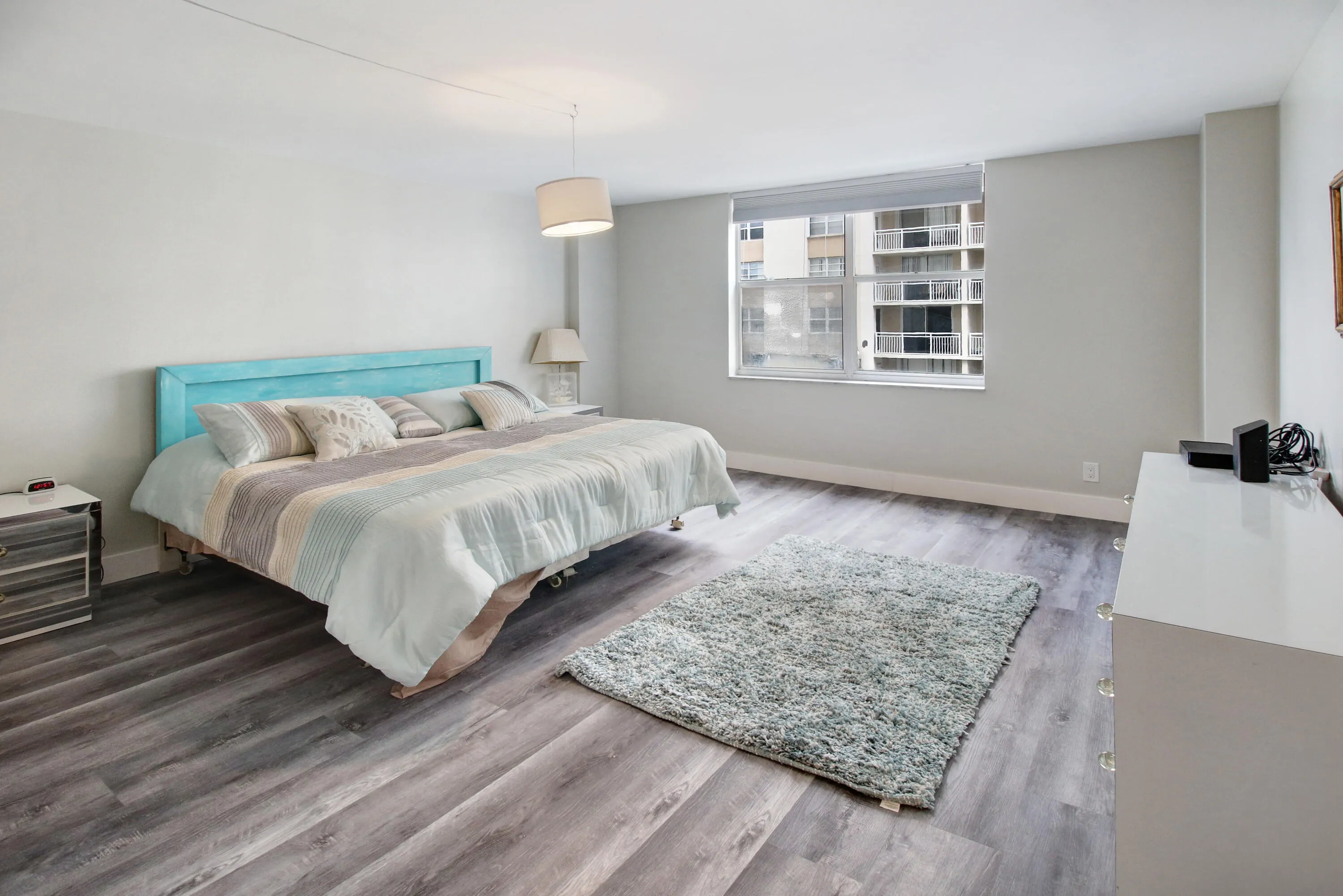 1865 S Ocean Drive #6c