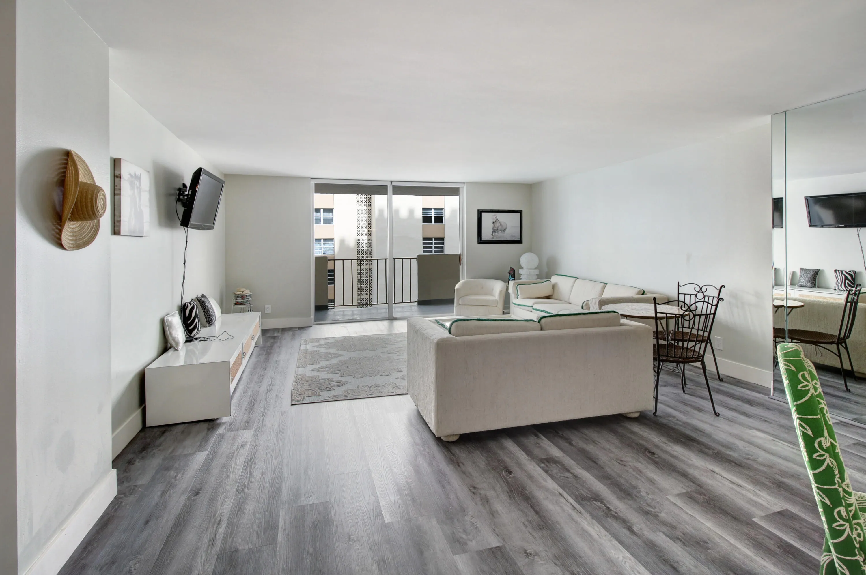1865 S Ocean Drive #6c