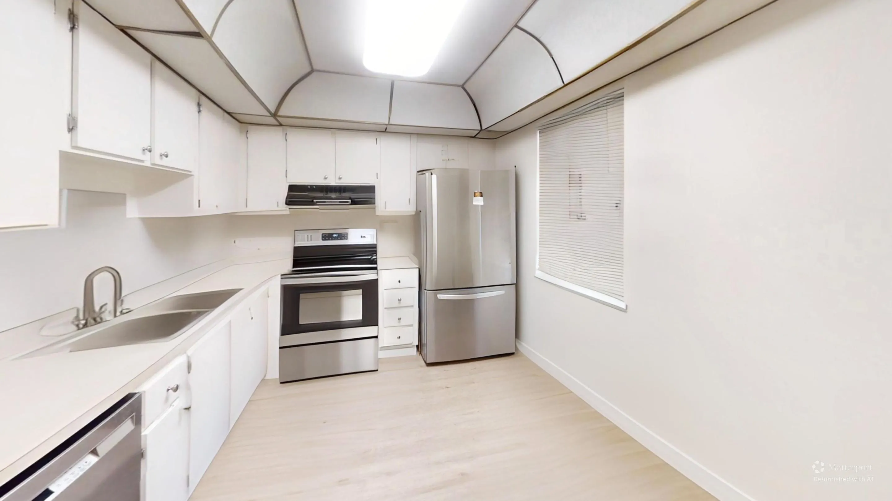 101 SE 3rd Avenue #605