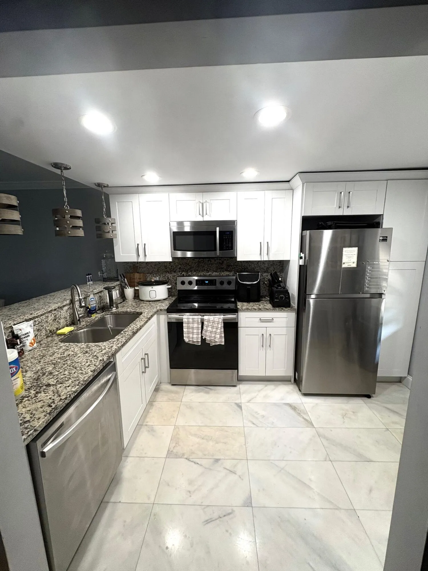 605 Oaks Drive #304