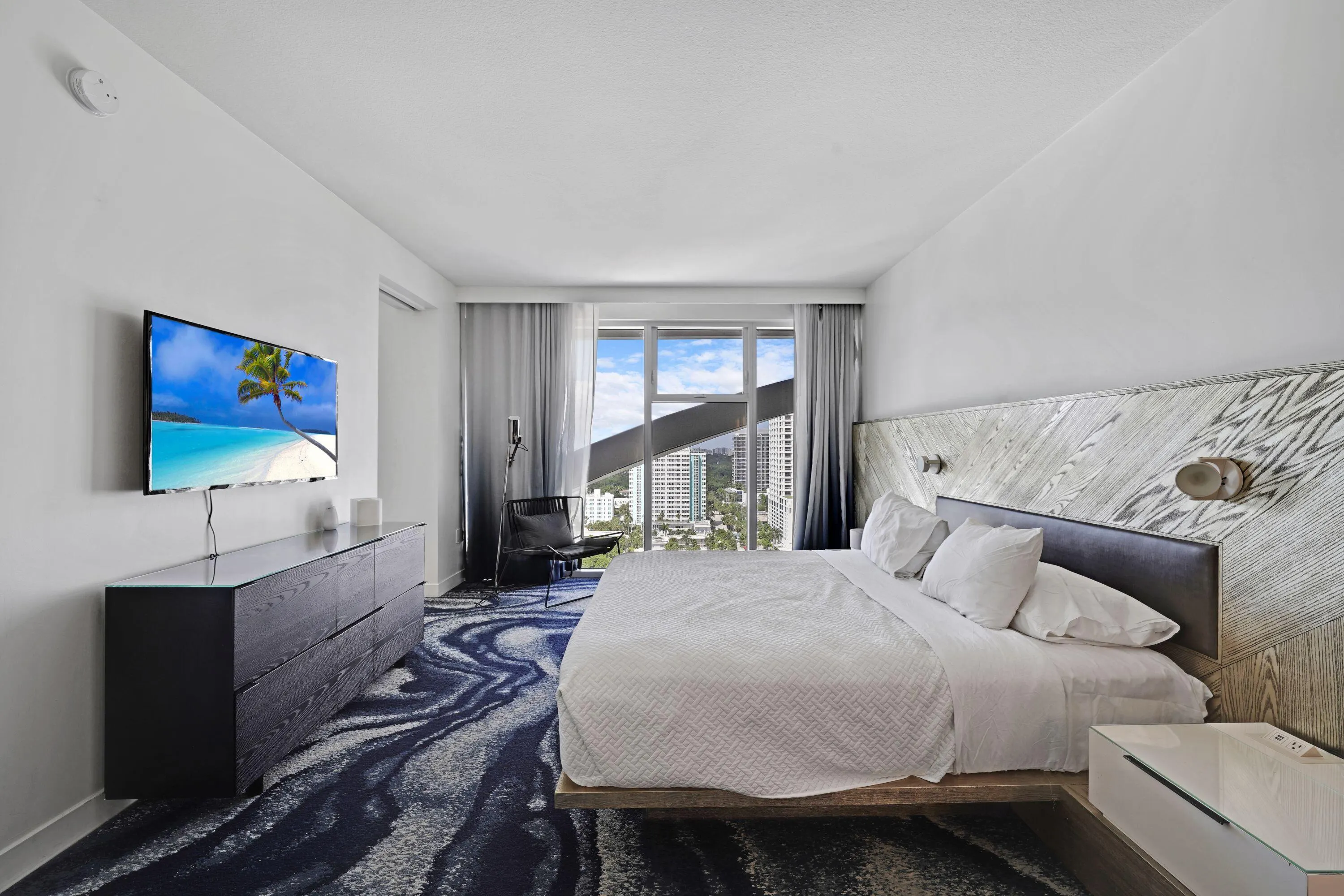 3101 Bayshore Drive