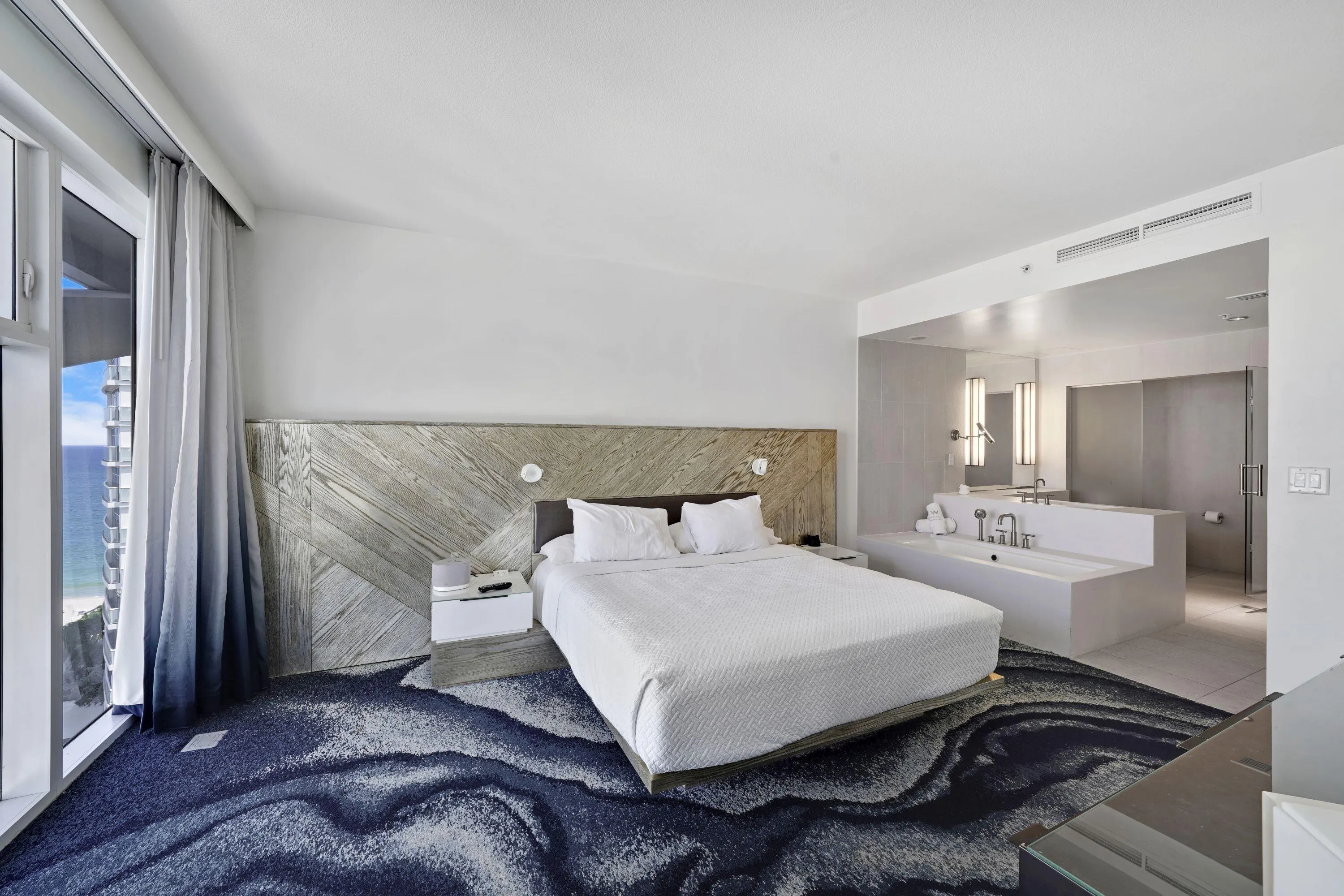 3101 Bayshore Drive