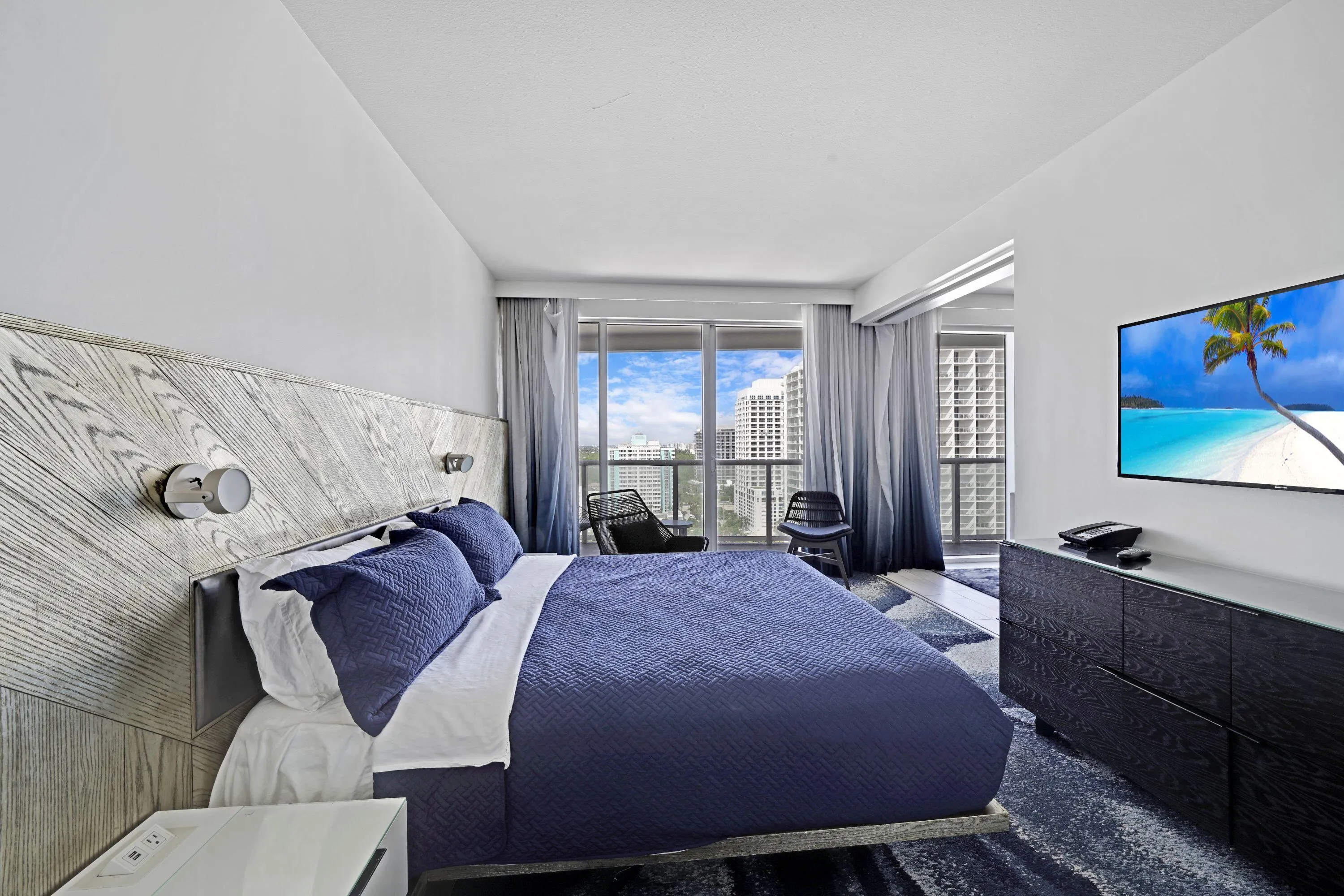 3101 Bayshore Drive