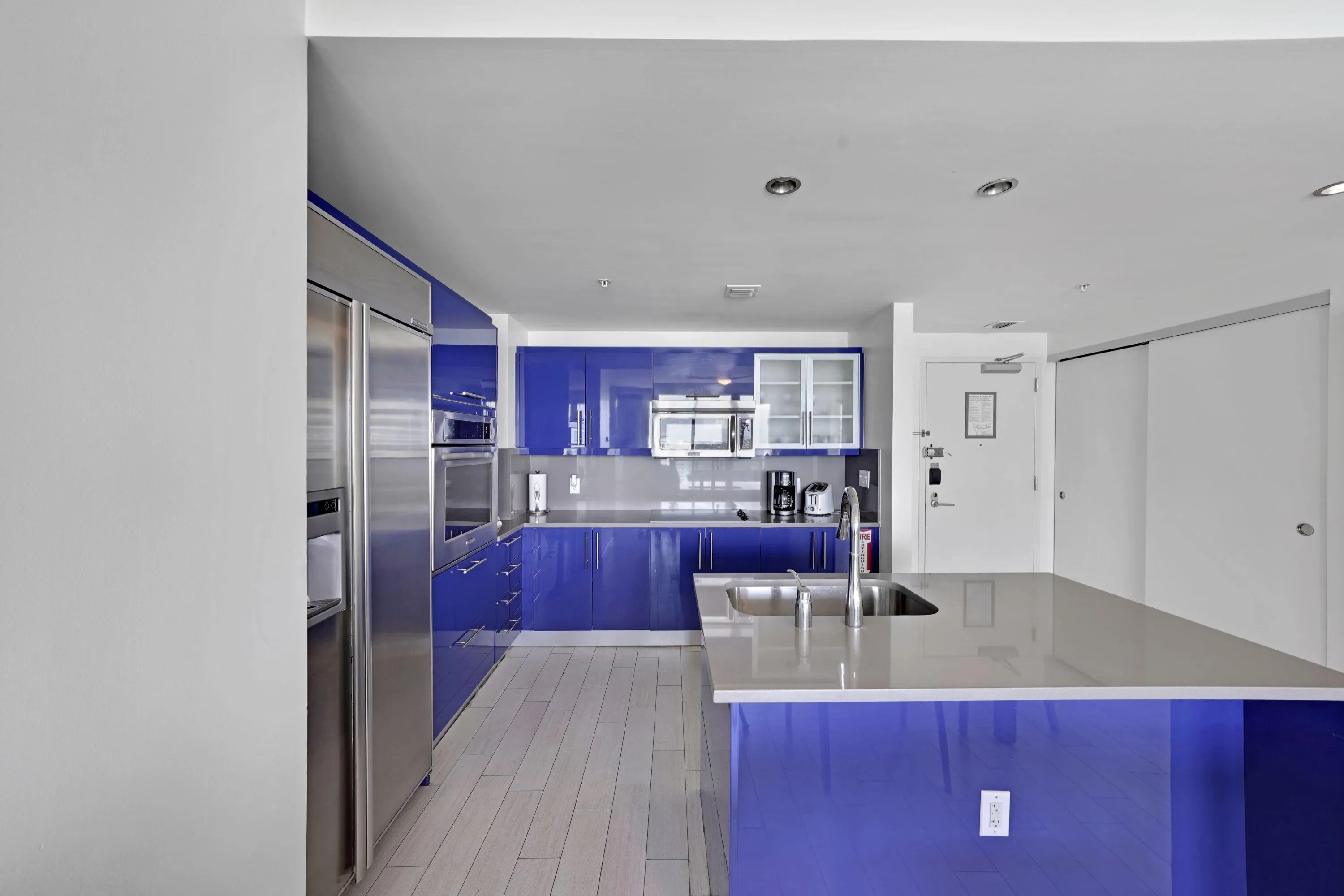 3101 Bayshore Drive