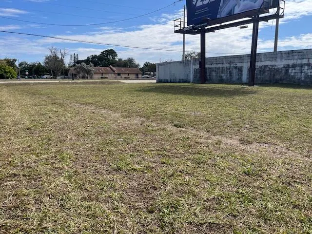 617 N Dixie Highway