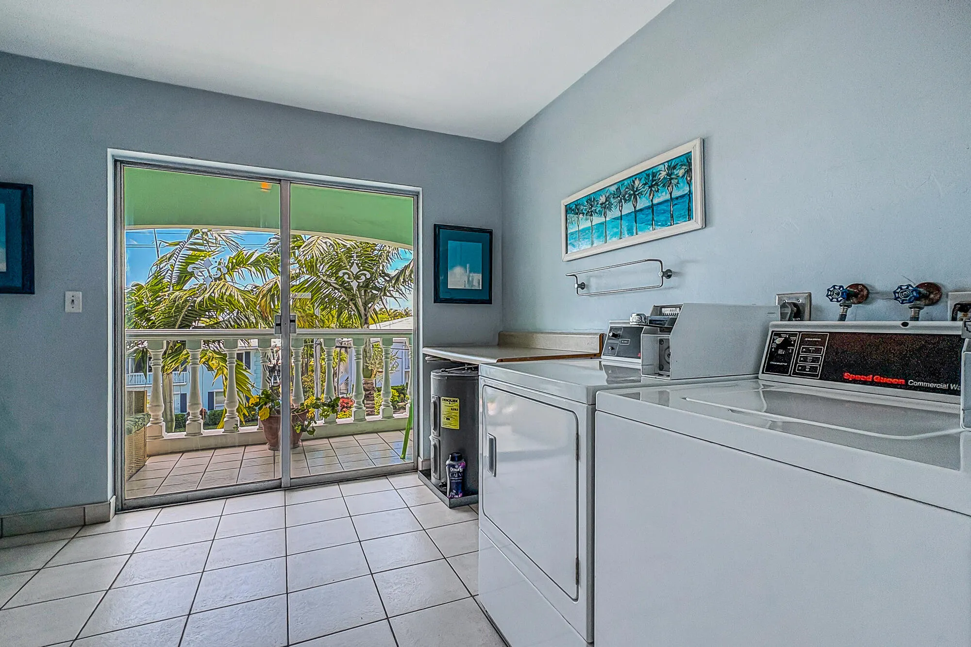2829 NE 30th Street #302