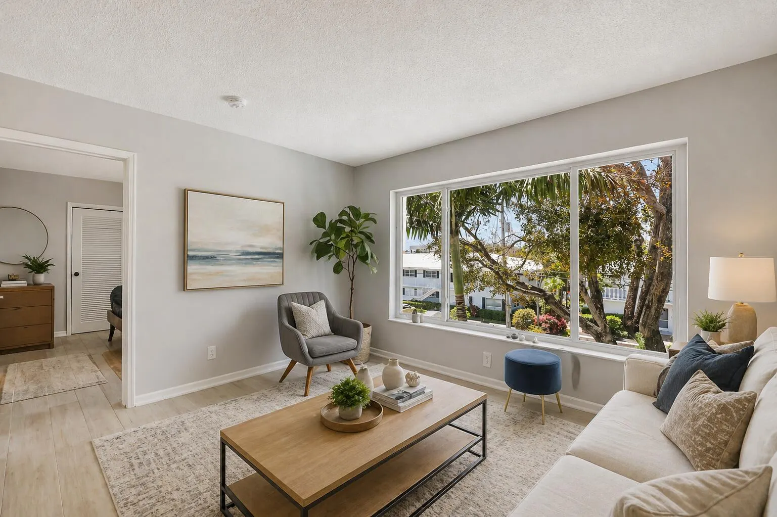 2829 NE 30th Street #302