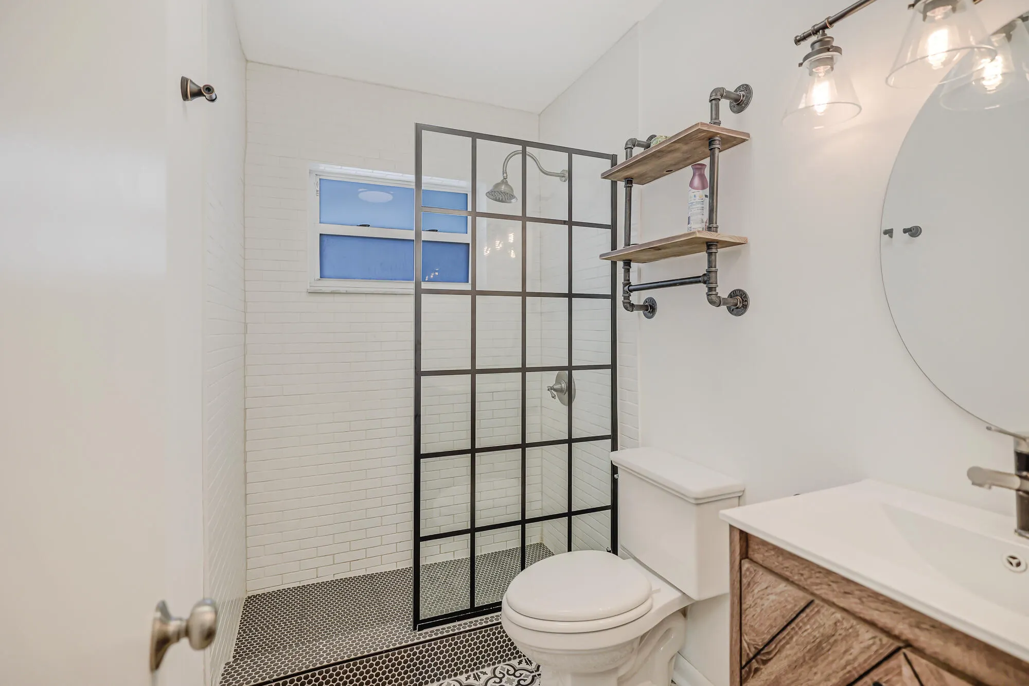 2829 NE 30th Street #302