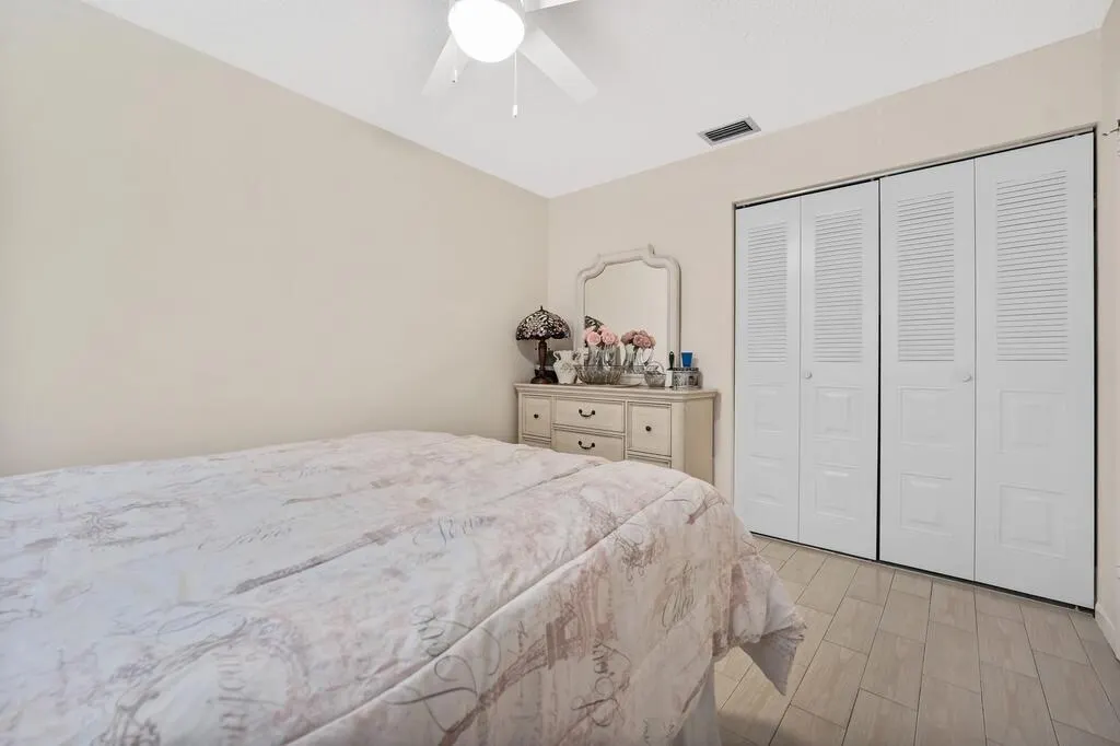 1260 NW 24th Avenue