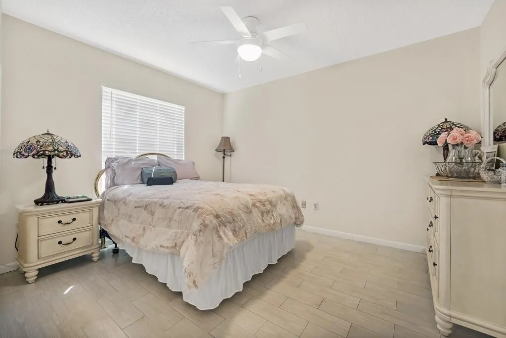 1260 NW 24th Avenue