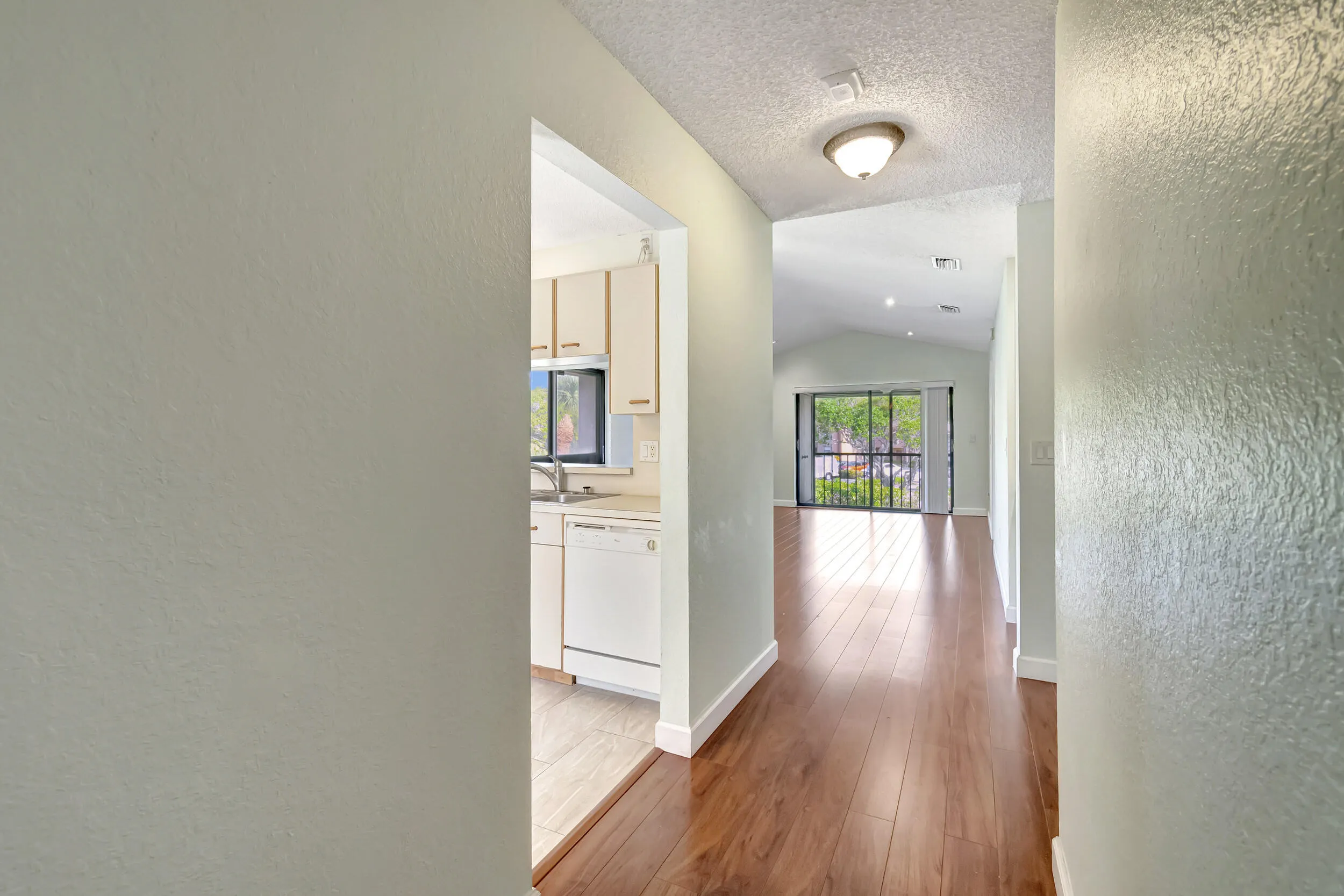 351 Club Circle #207