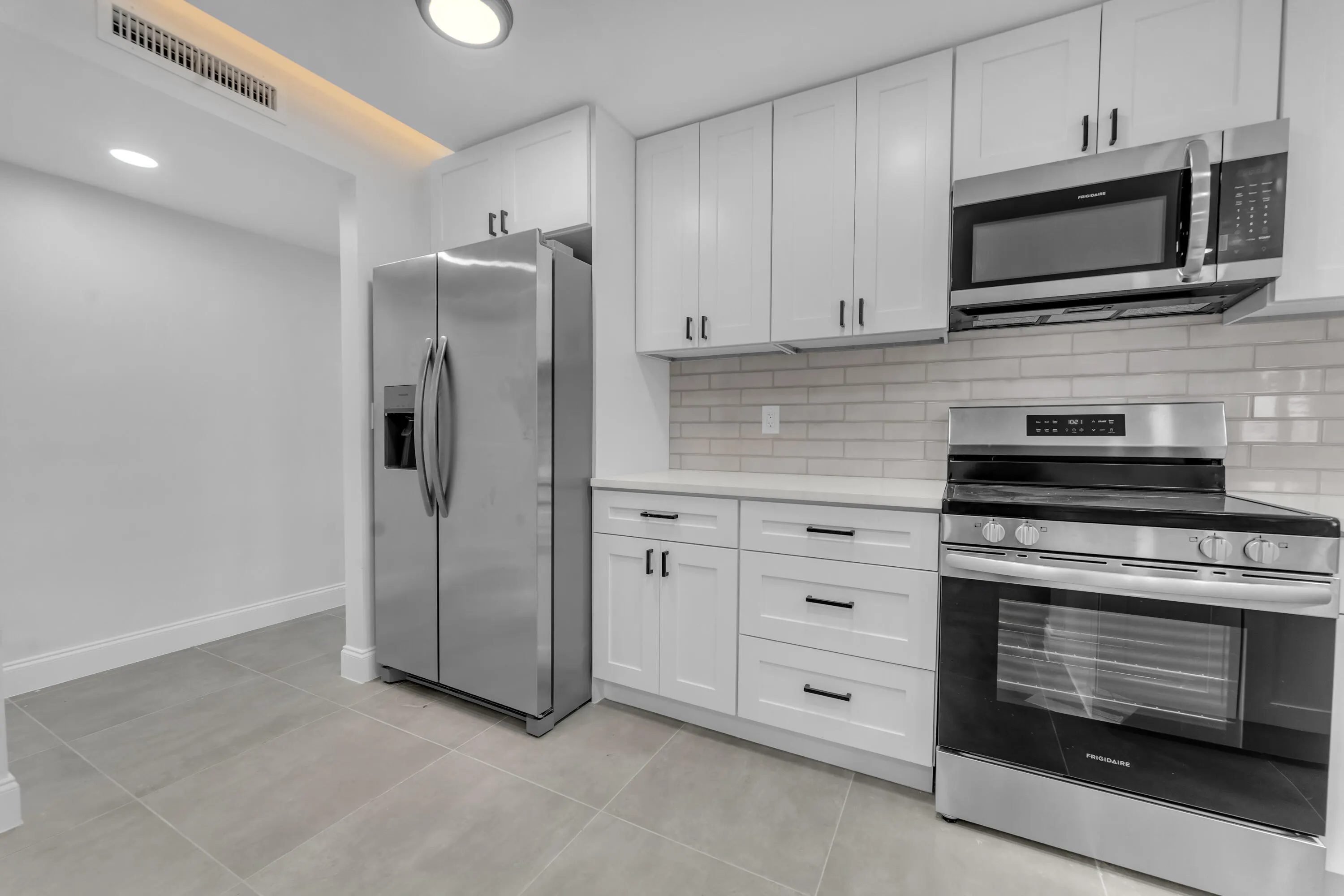 381 SE 15th Avenue #1