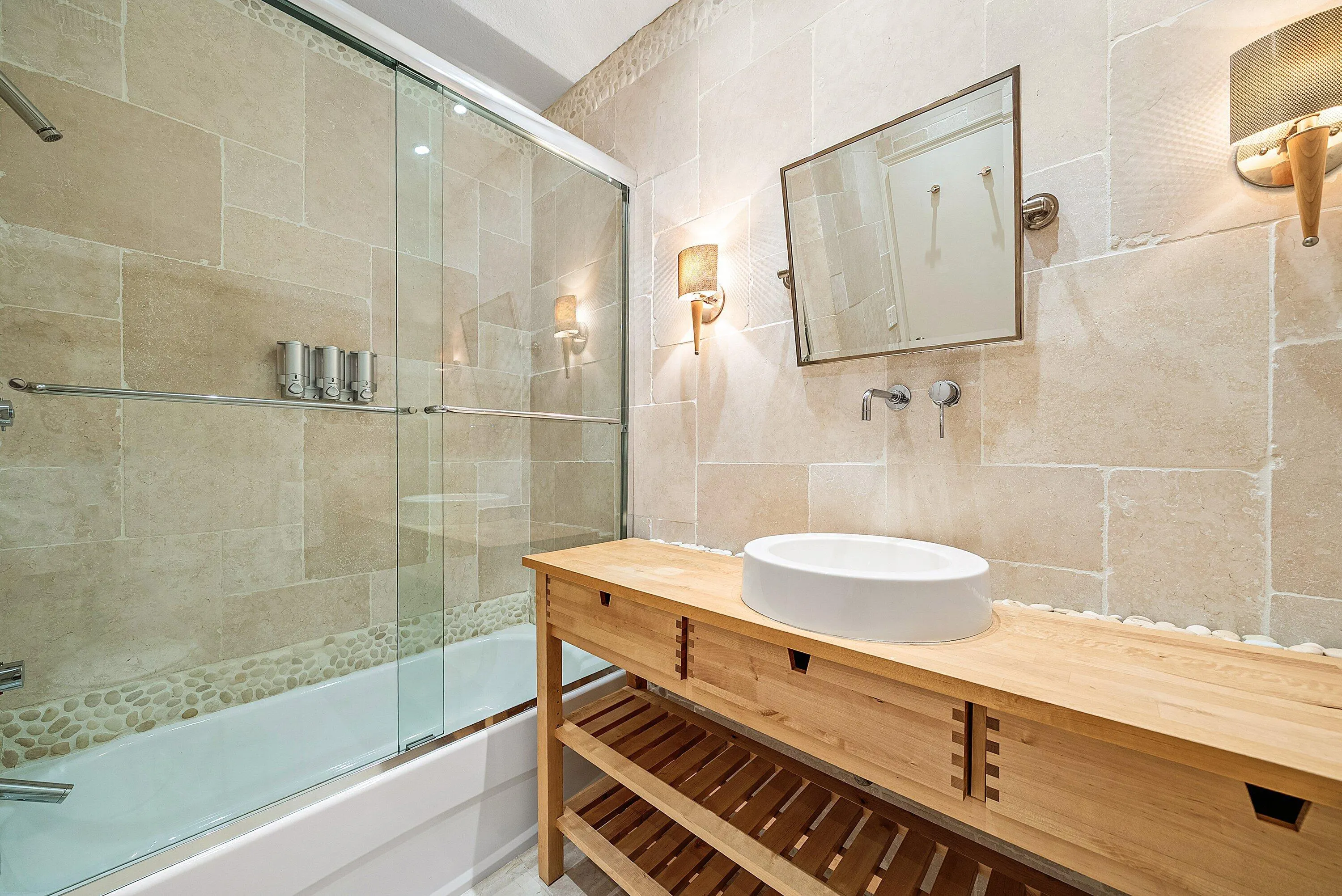 2280 Anchor Court #2606
