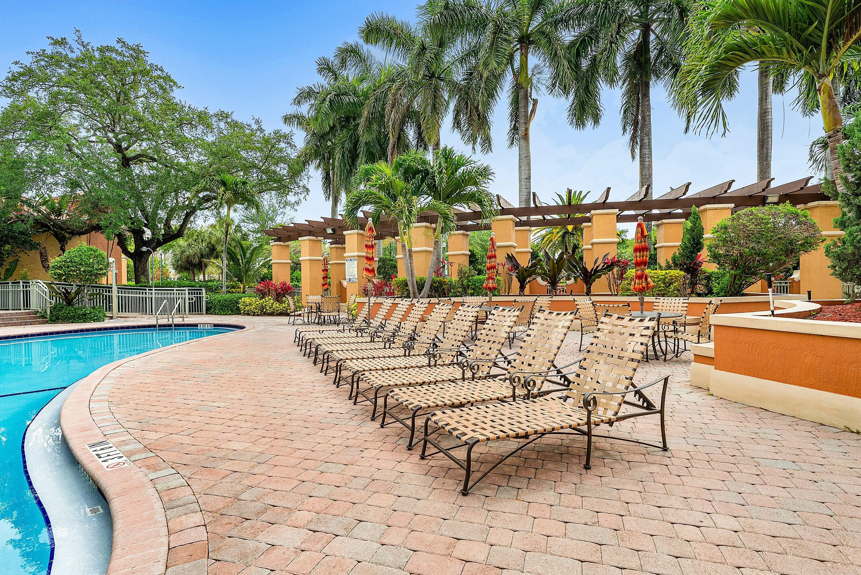 2280 Anchor Court #2606