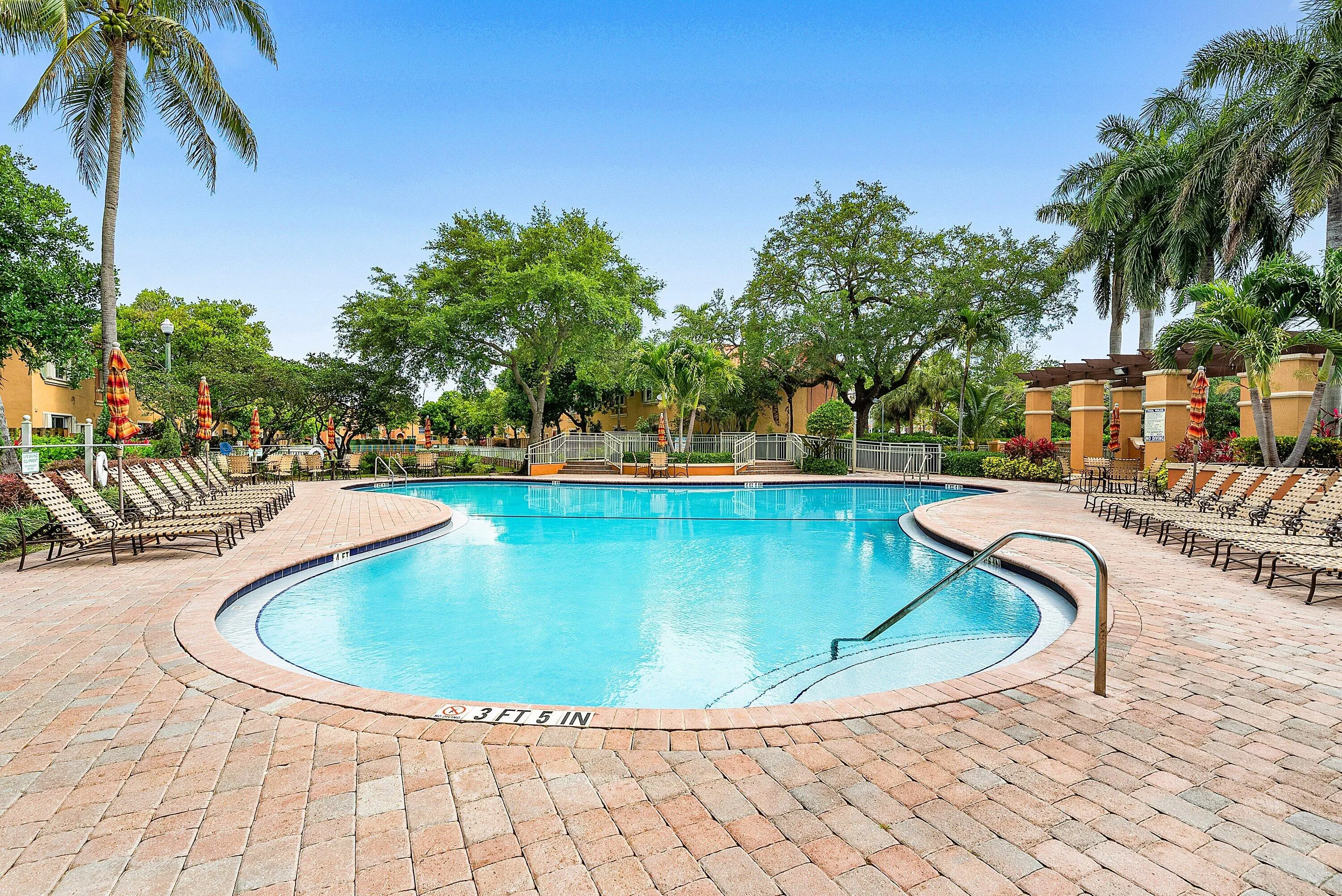 2280 Anchor Court #2606