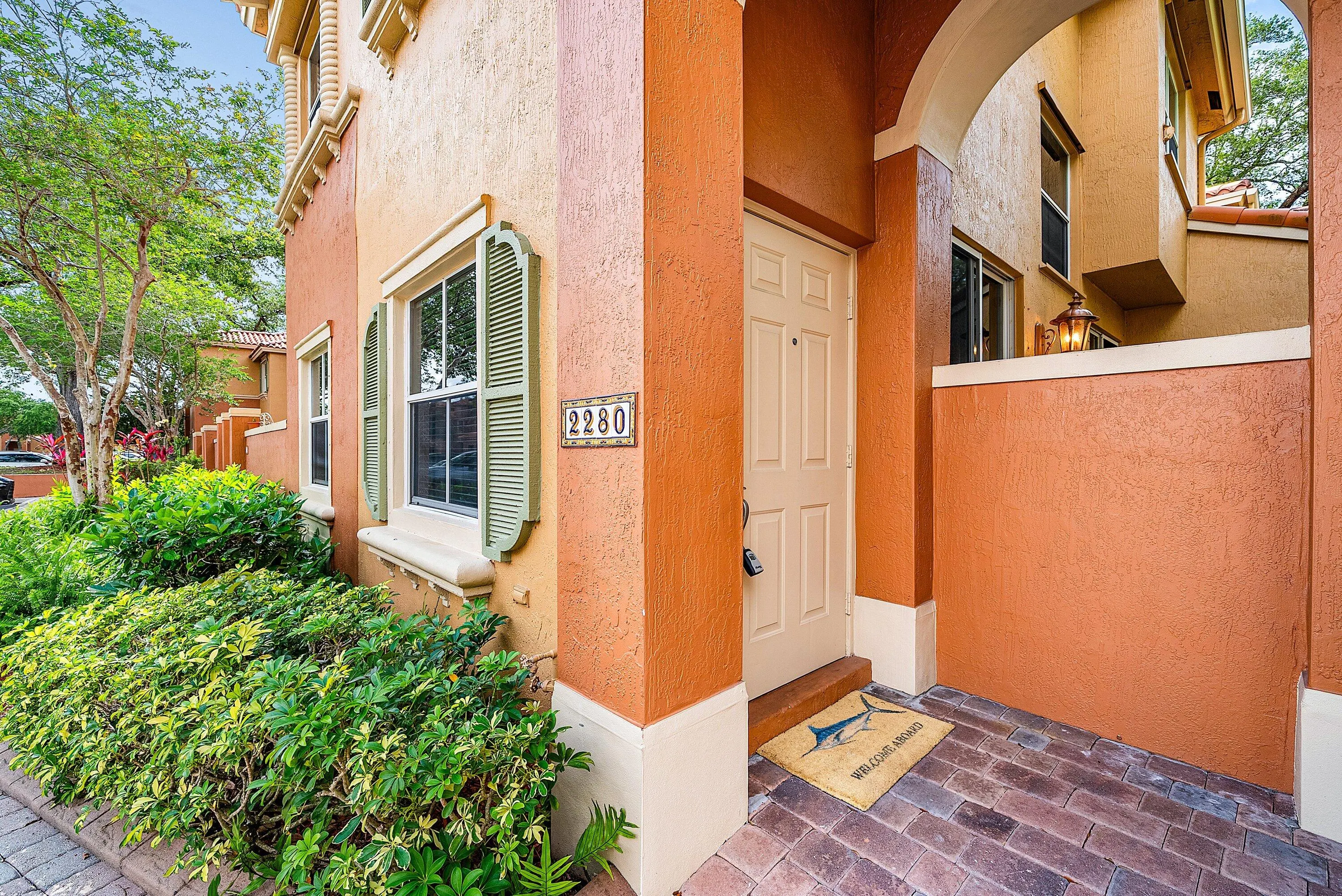 2280 Anchor Court #2606