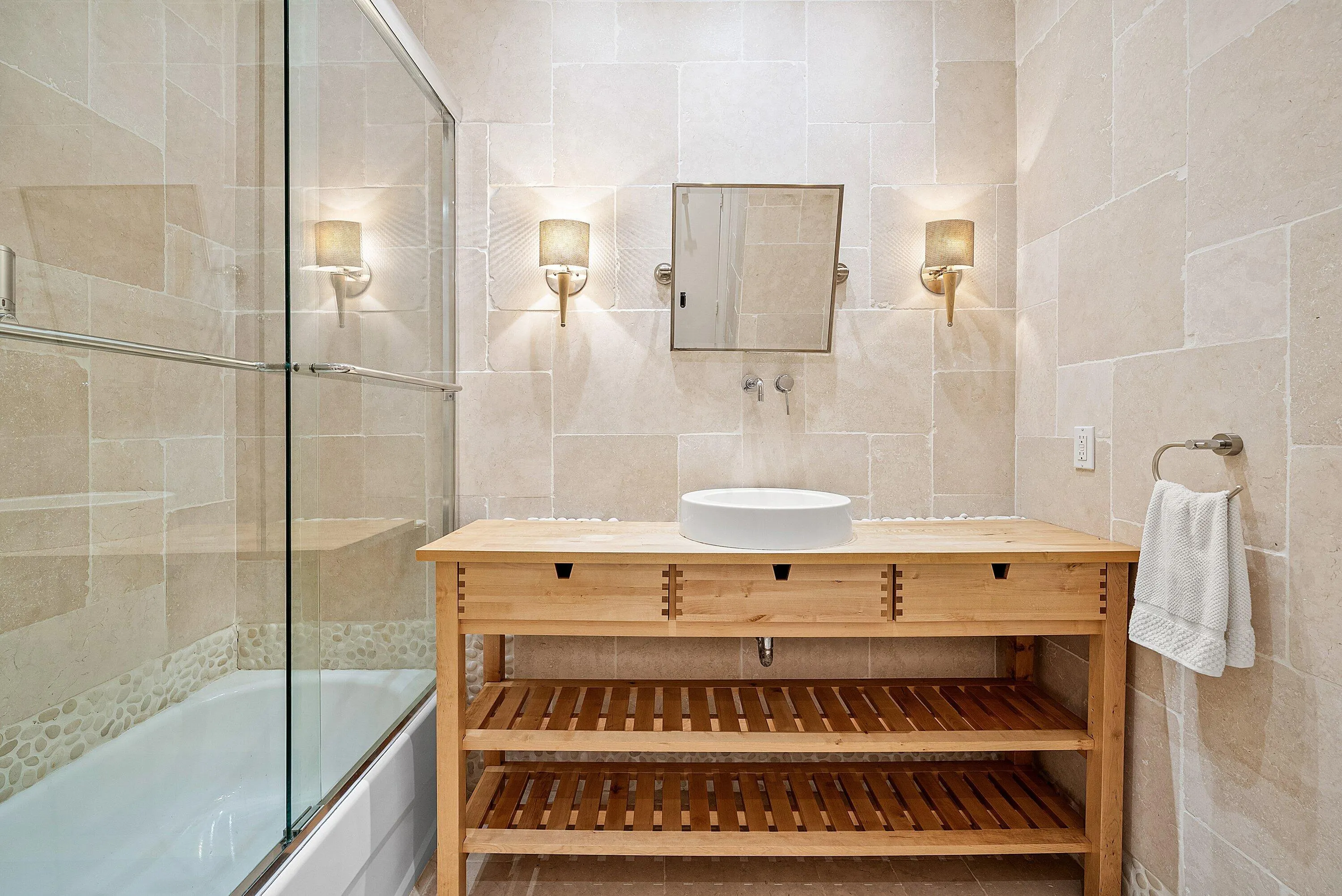 2280 Anchor Court #2606