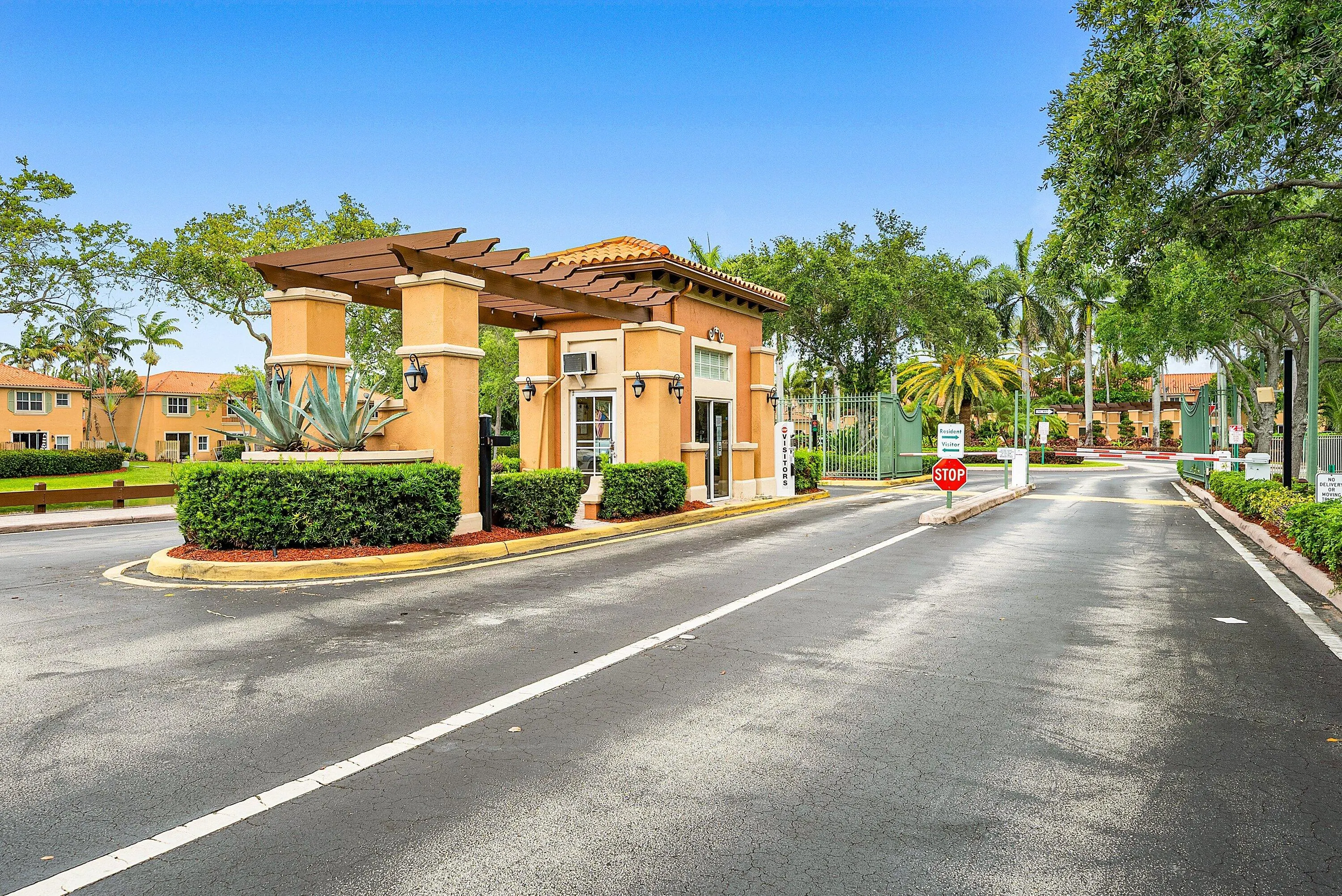2280 Anchor Court #2606