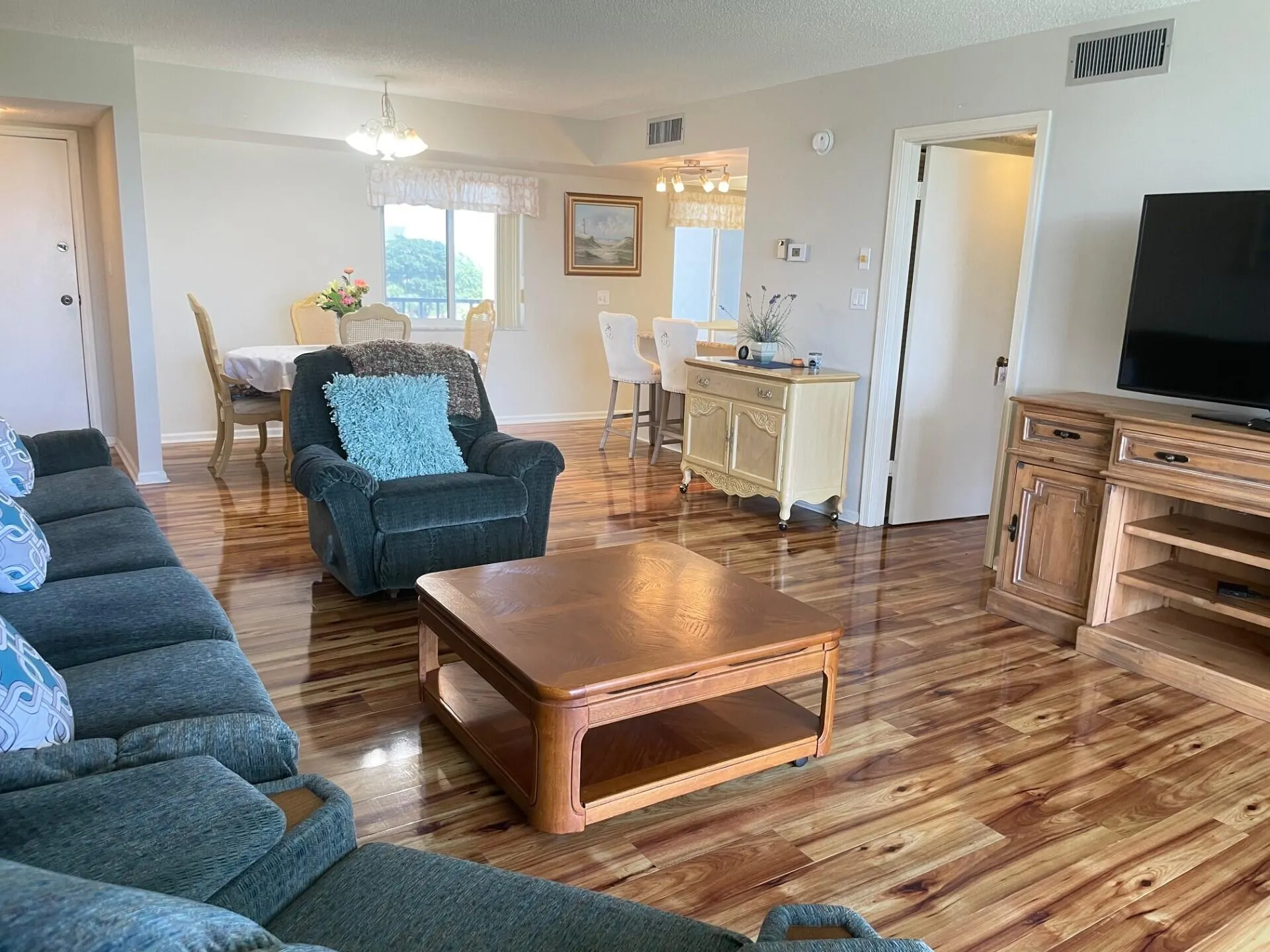 2400 S Ocean Drive #7642