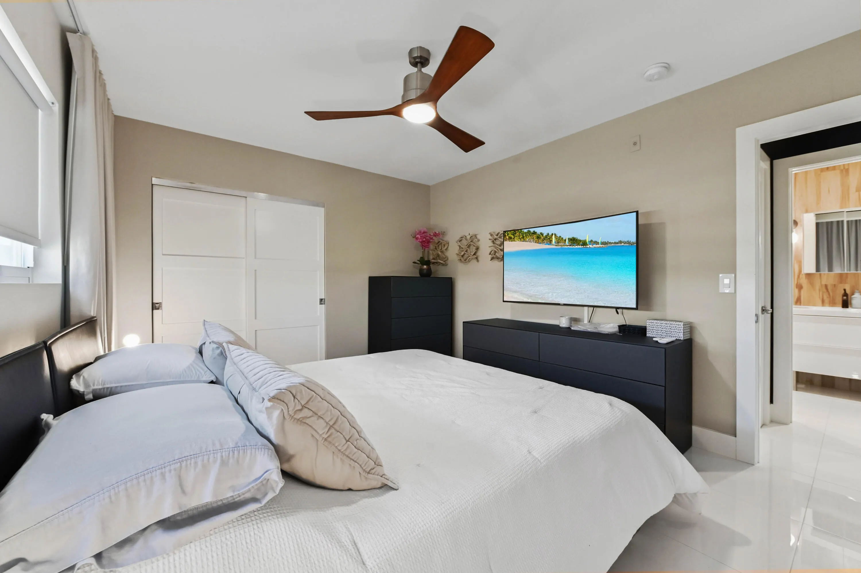 900 Atlantic Shores Boulevard #202