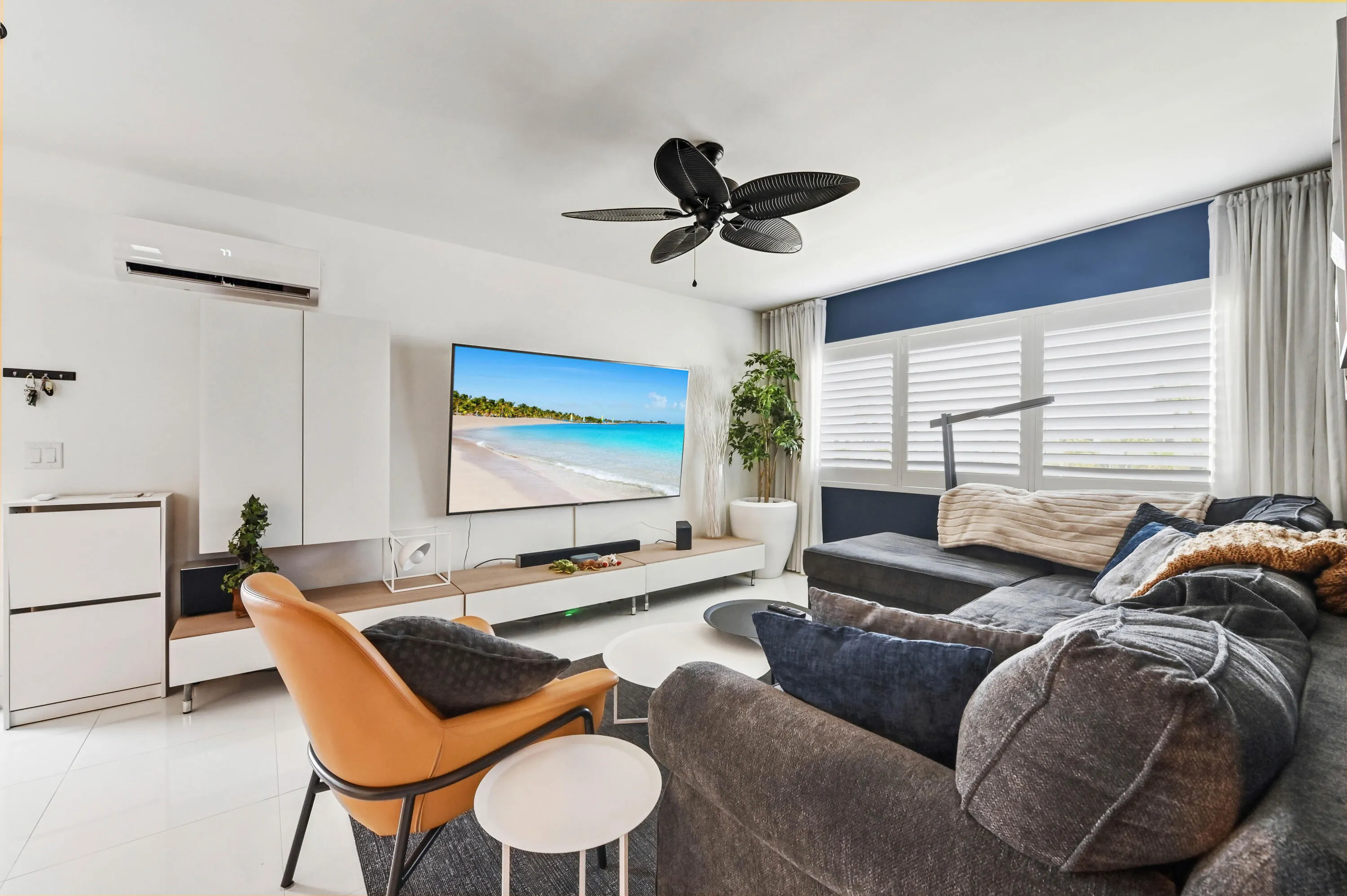 900 Atlantic Shores Boulevard #202