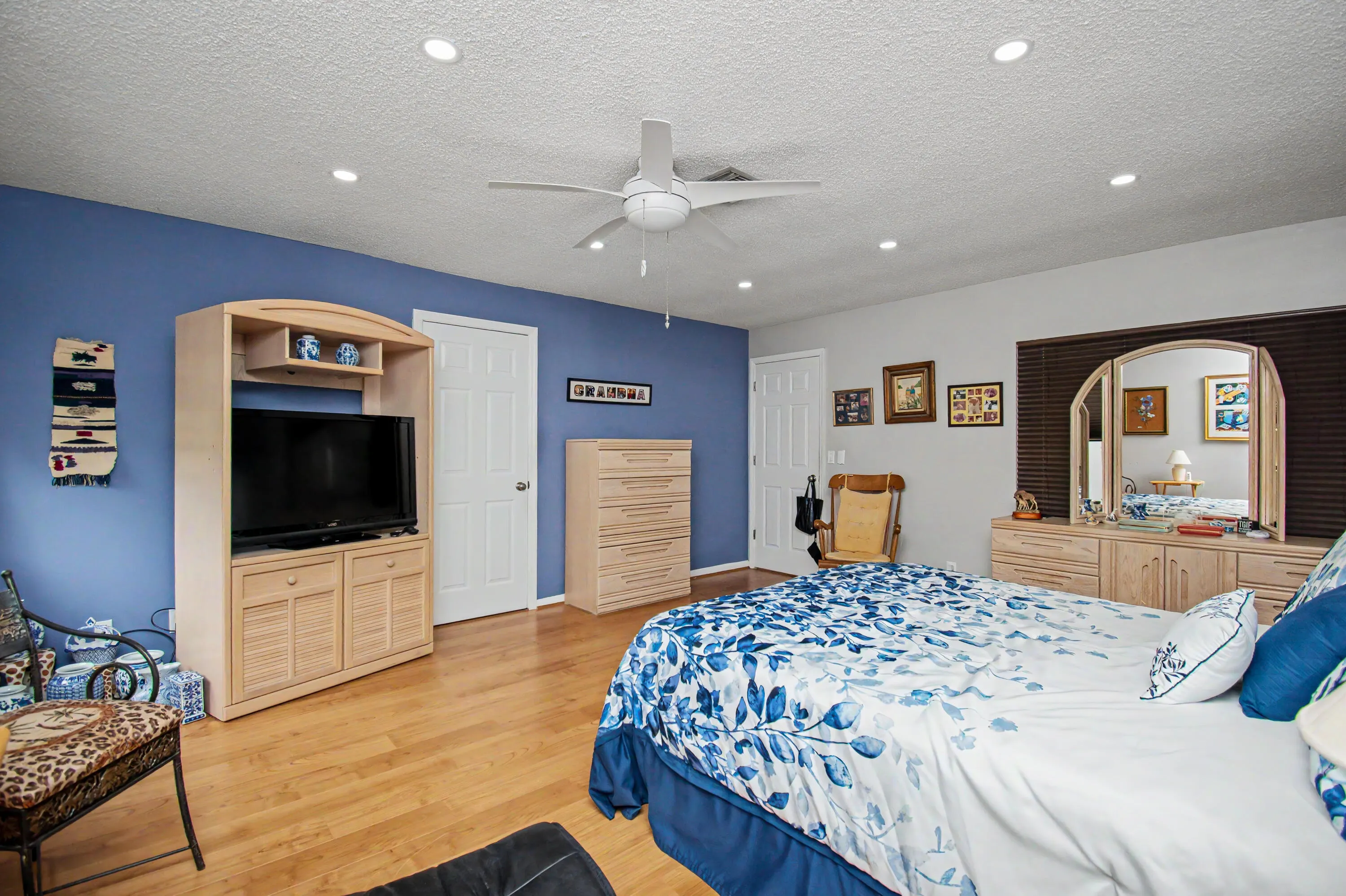 7951 Little Lane