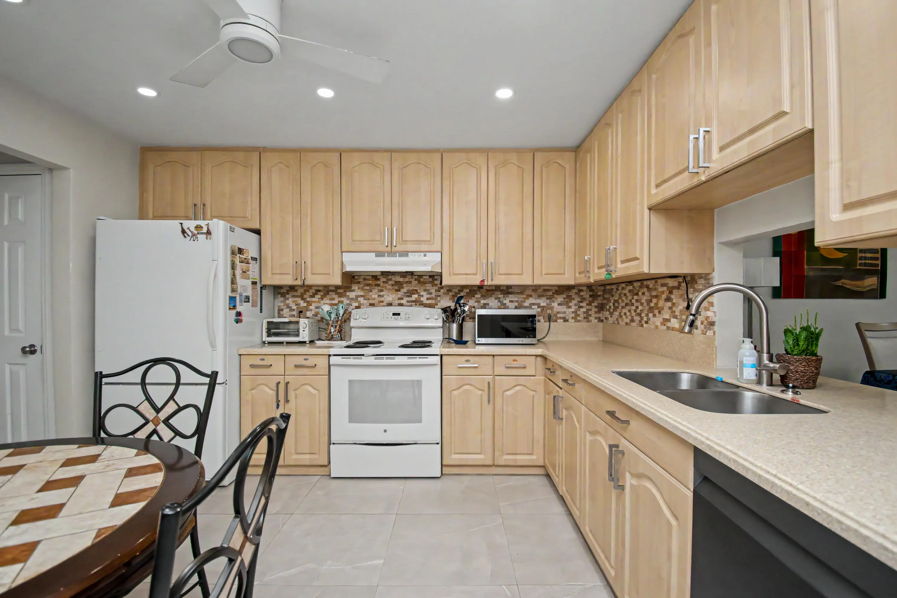 7951 Little Lane