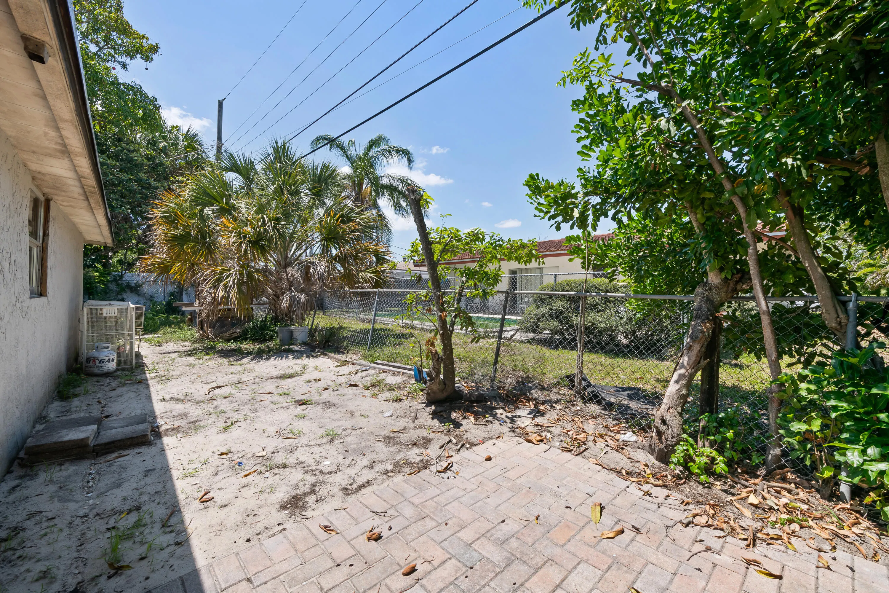 101 NW 18th Street