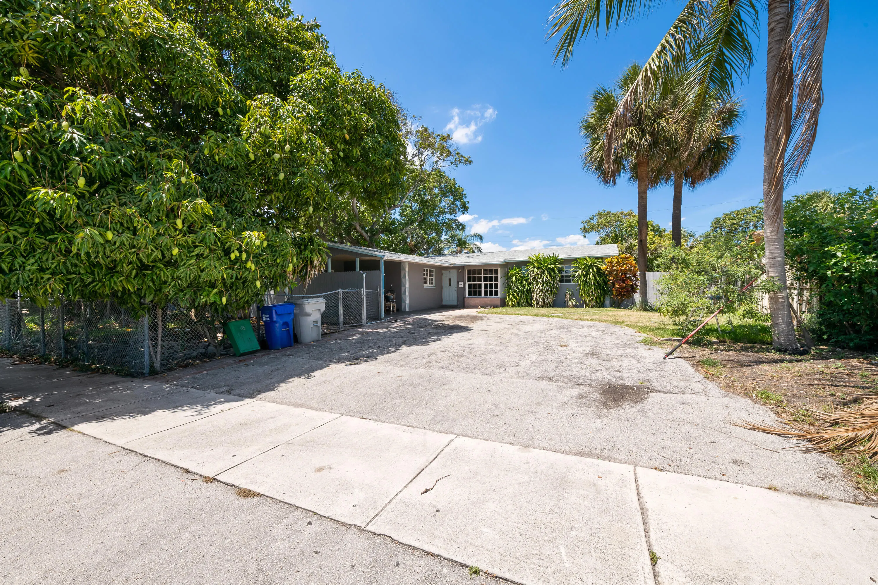 101 NW 18th Street