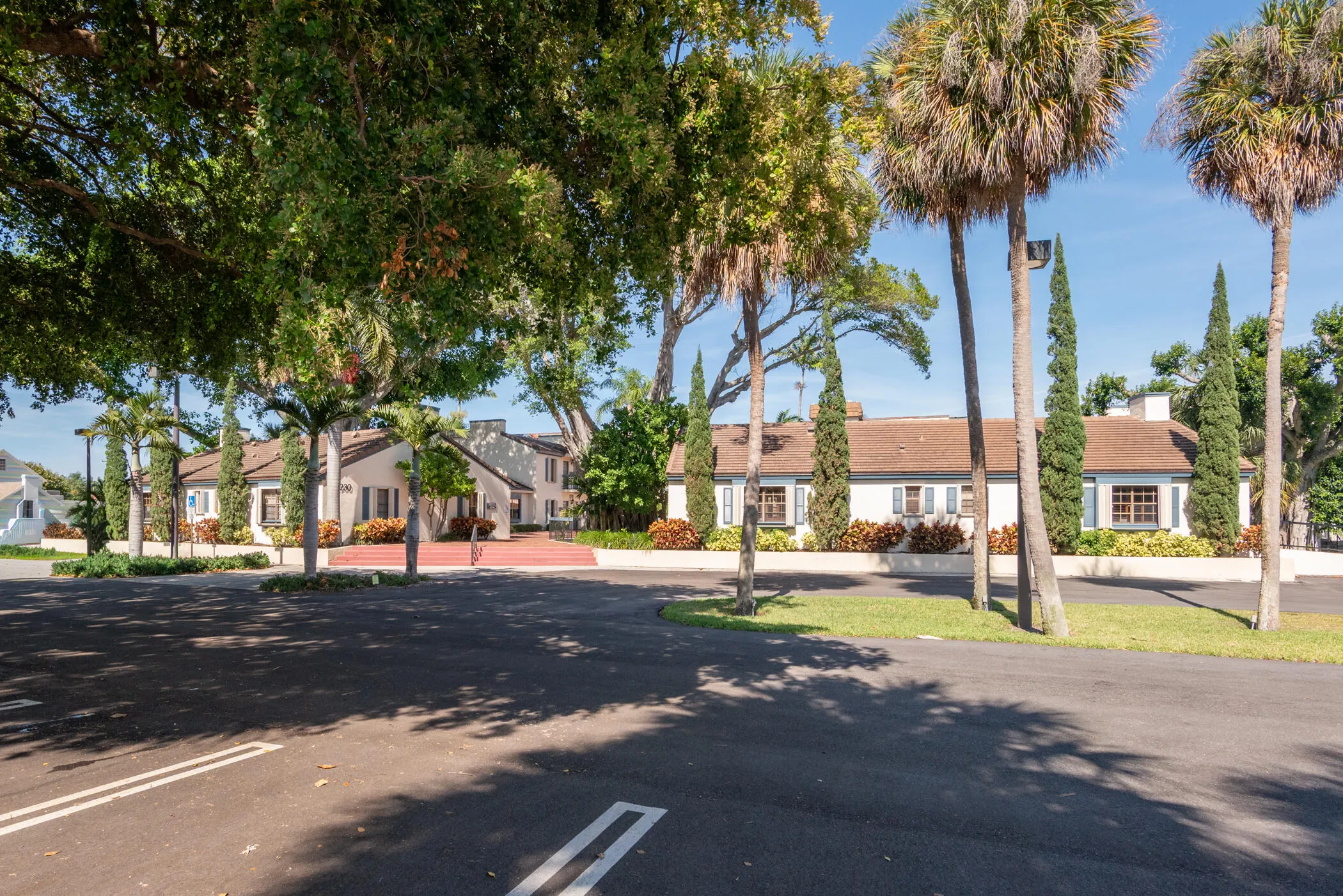 1200 S Federal Highway #203