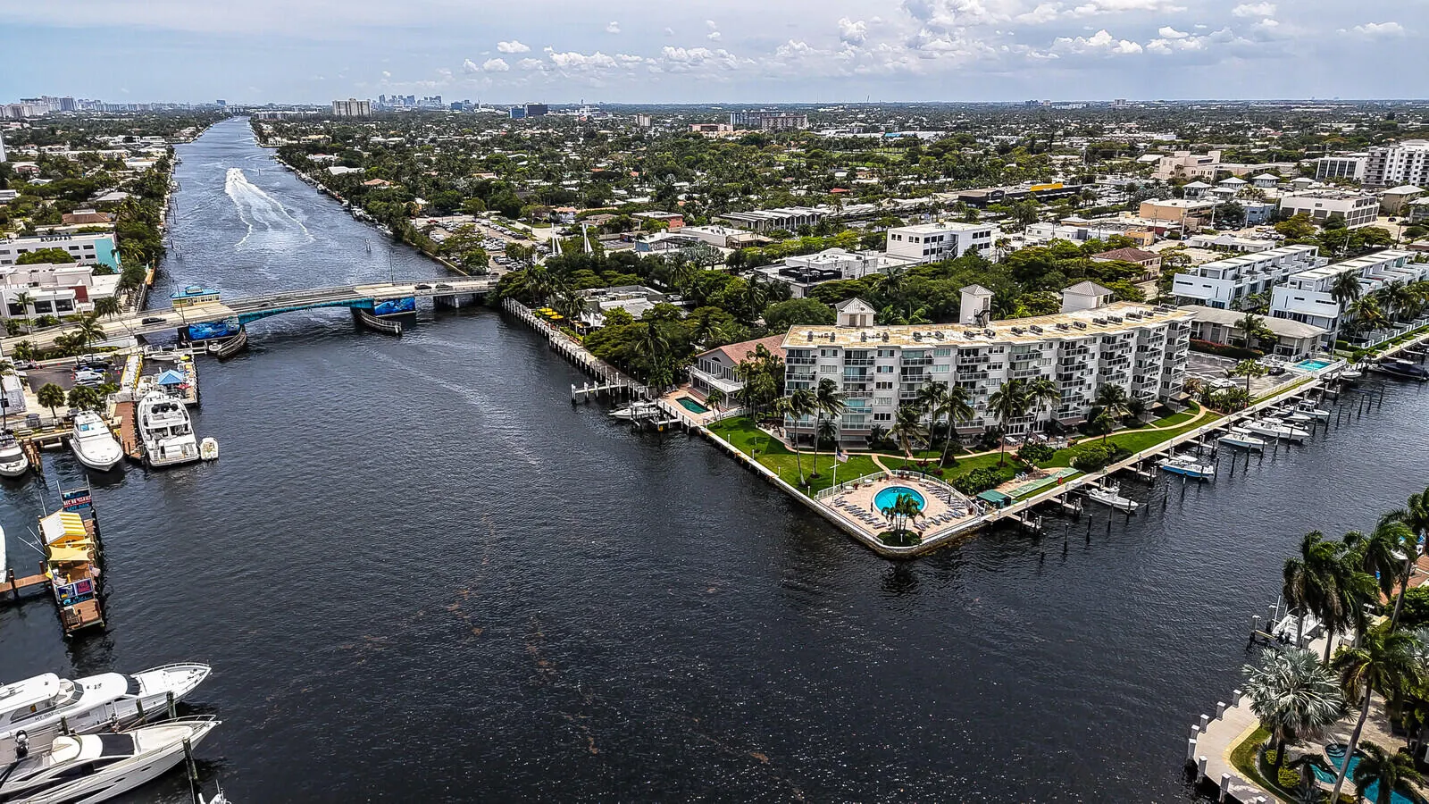 140 NE 28th Avenue #502