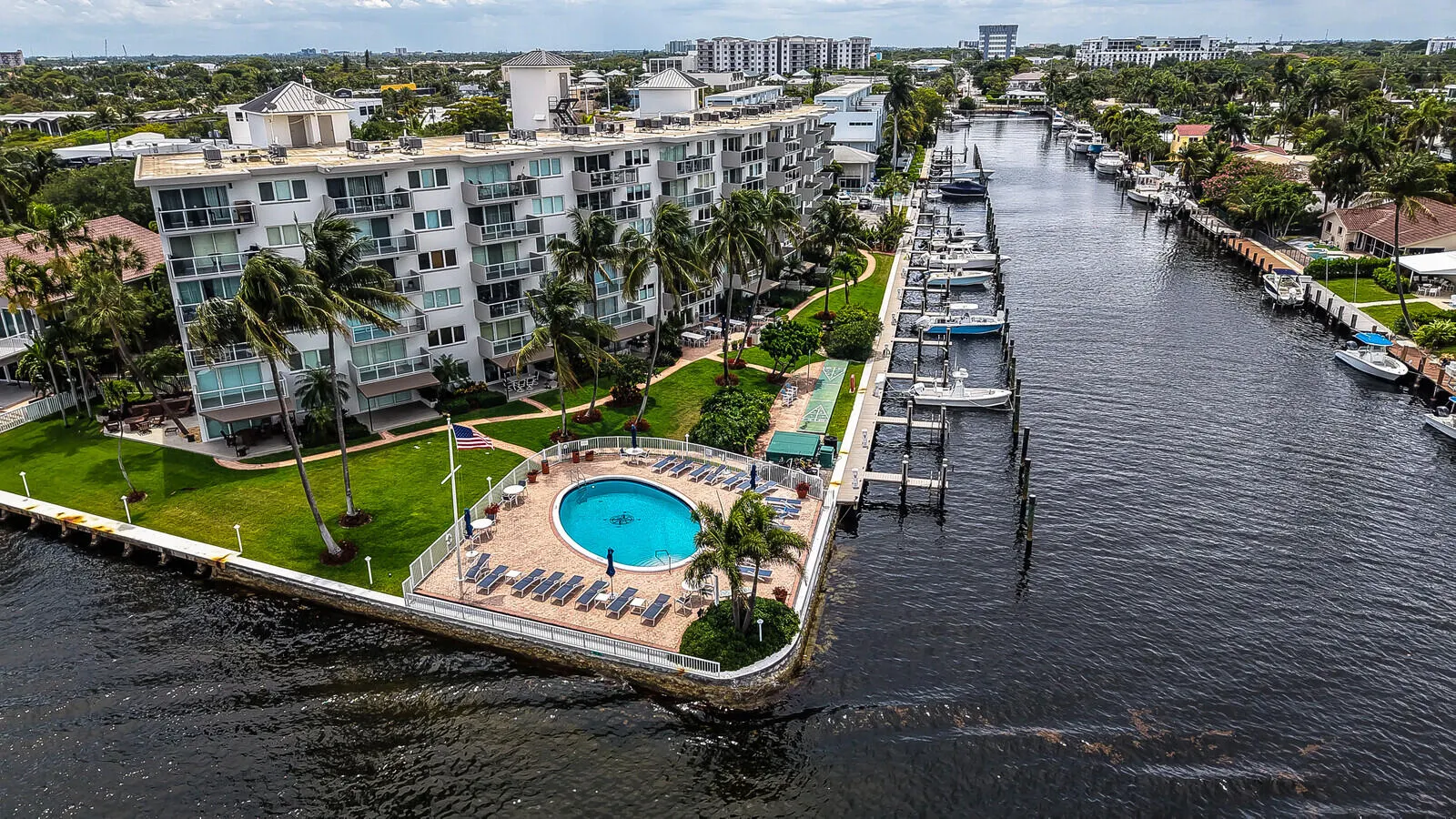 140 NE 28th Avenue #502