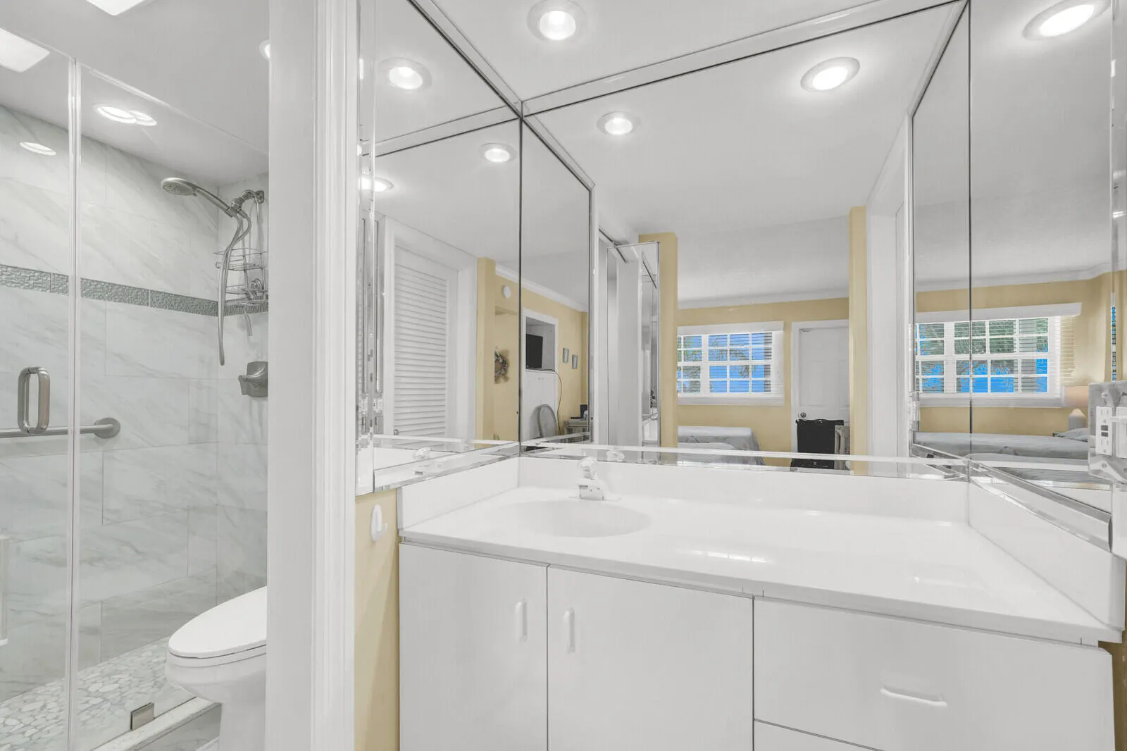 140 NE 28th Avenue #502