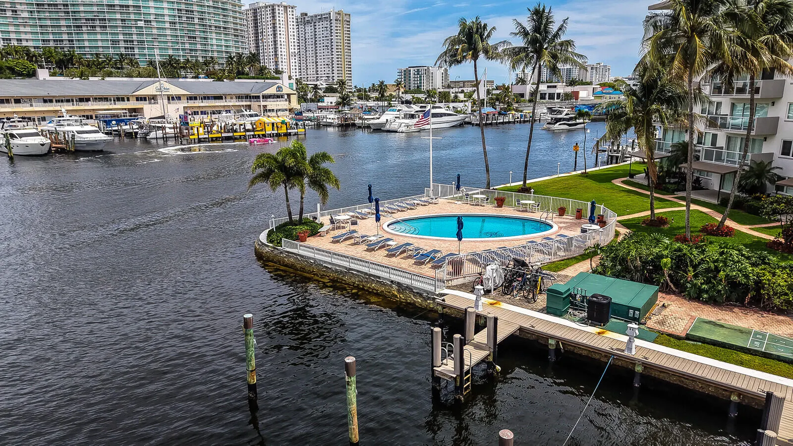 140 NE 28th Avenue #502