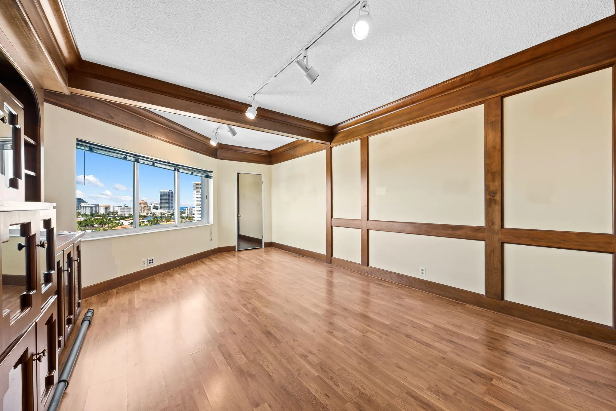 333 Sunset Drive #Apt 1008