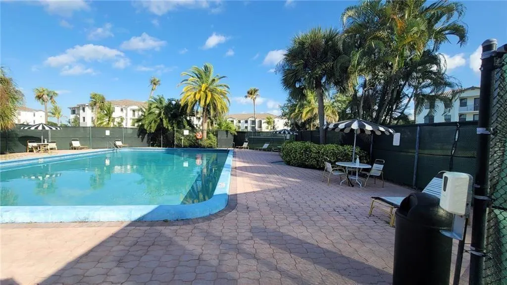9273 SW 8th Street #109