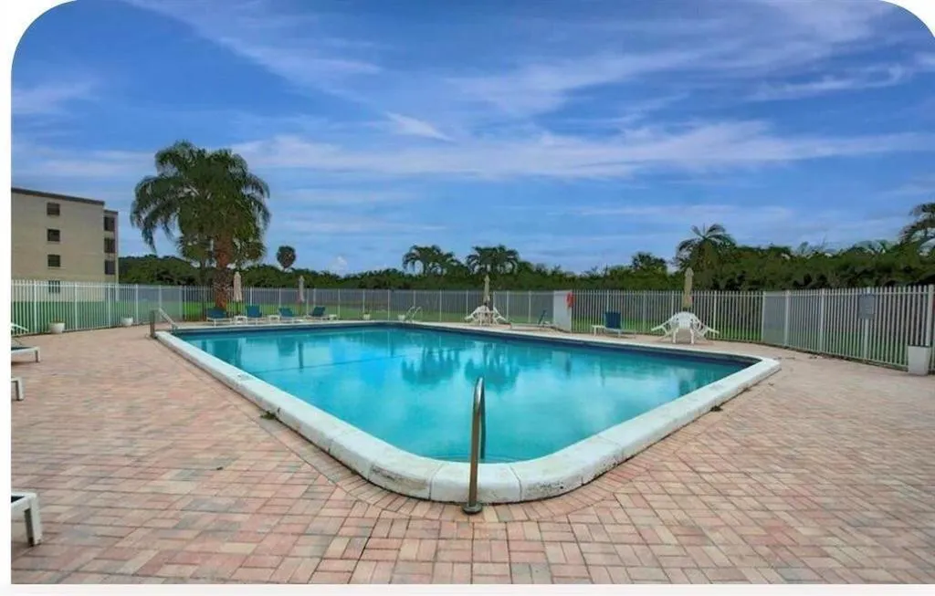 9273 SW 8th Street #109