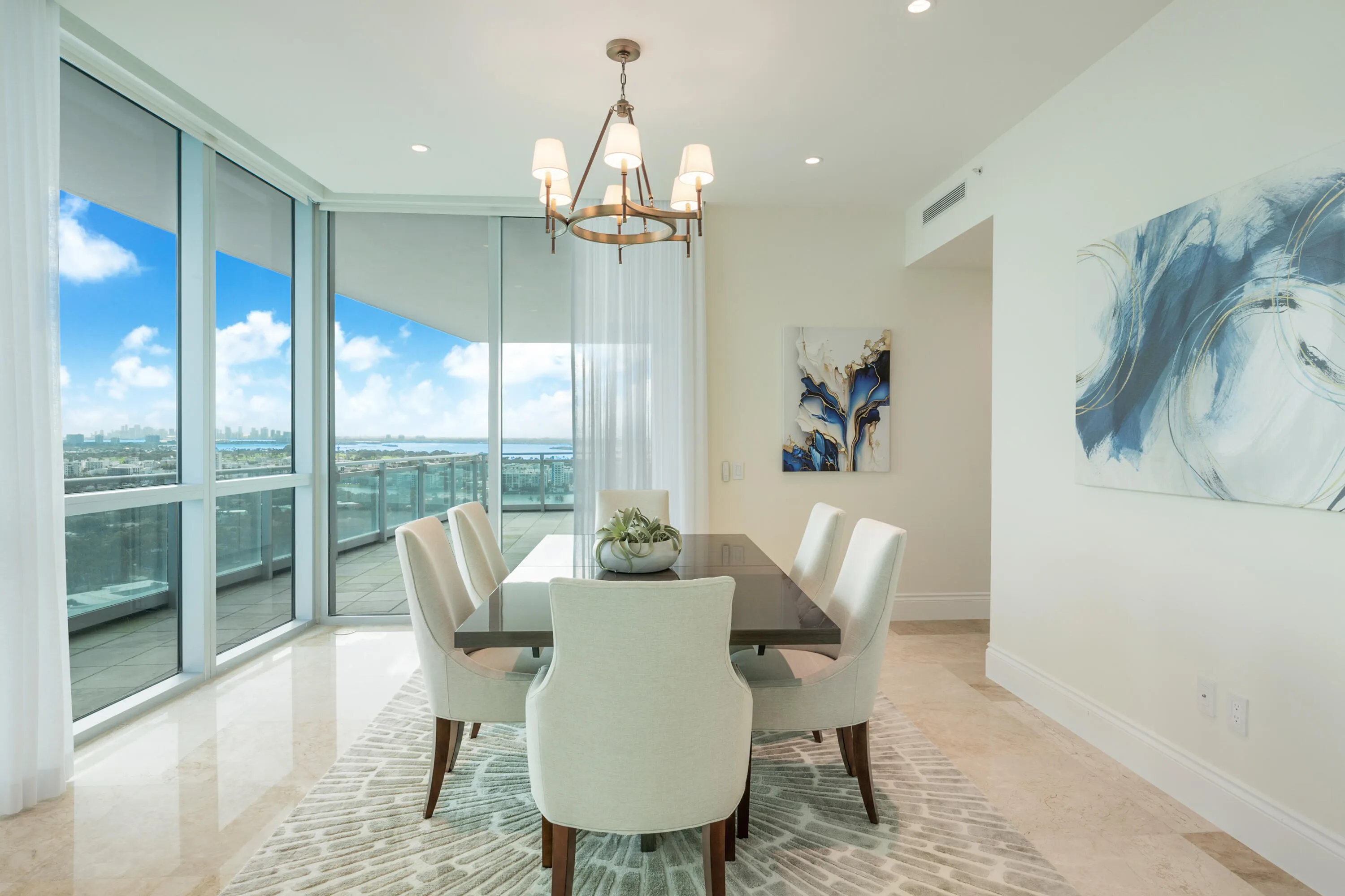 10295 Collins Avenue #2203