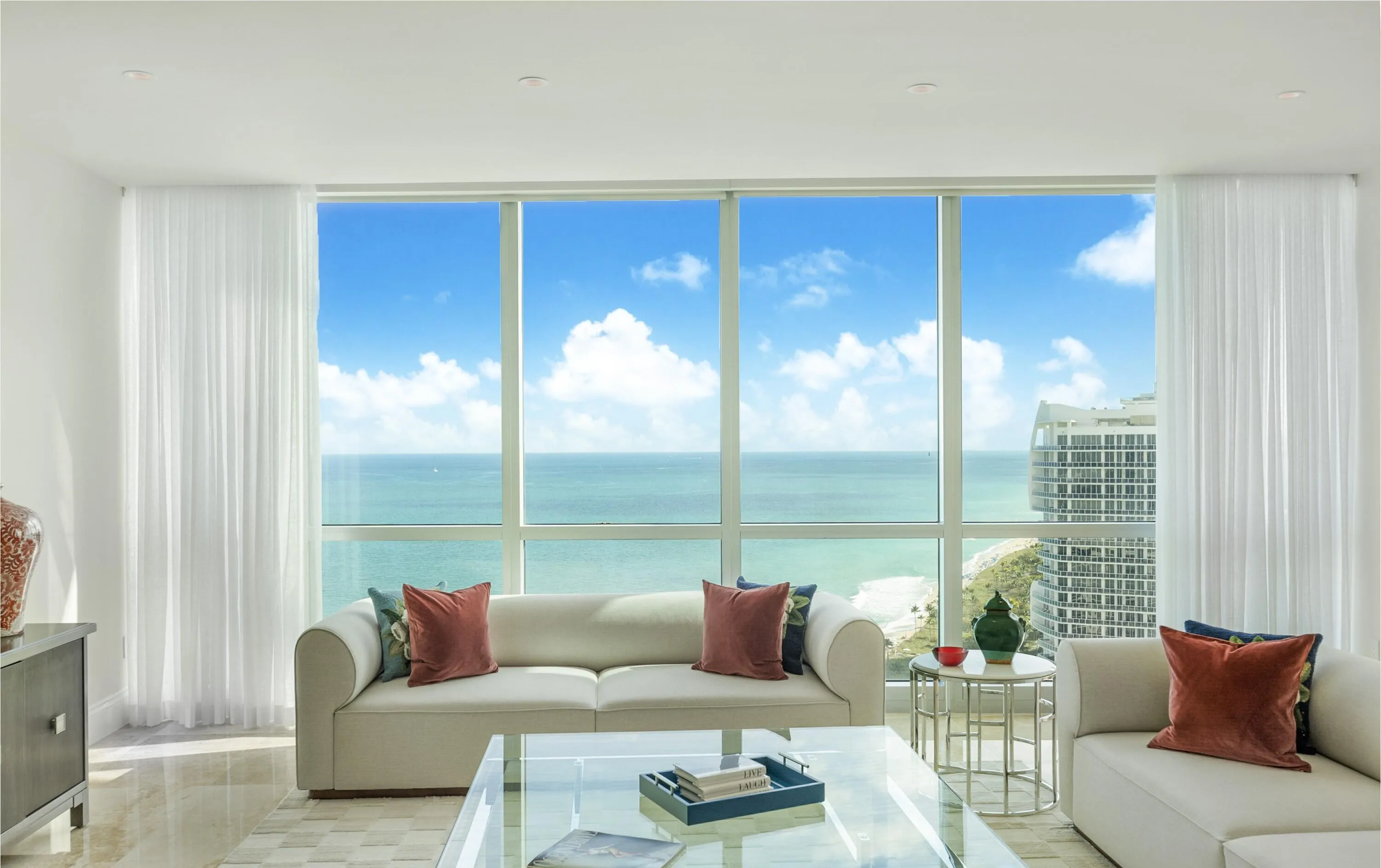 10295 Collins Avenue #2203