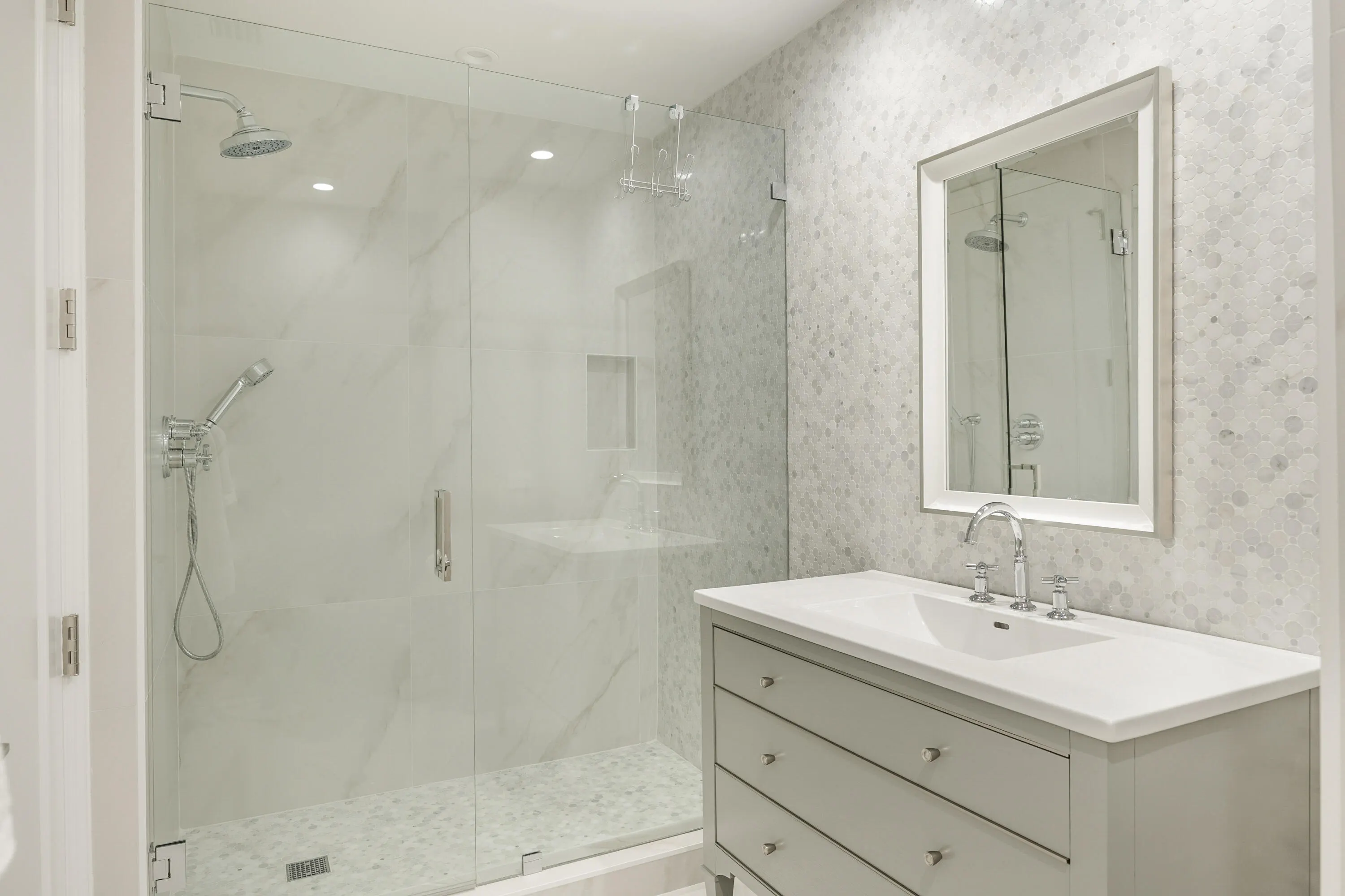 10295 Collins Avenue #2203