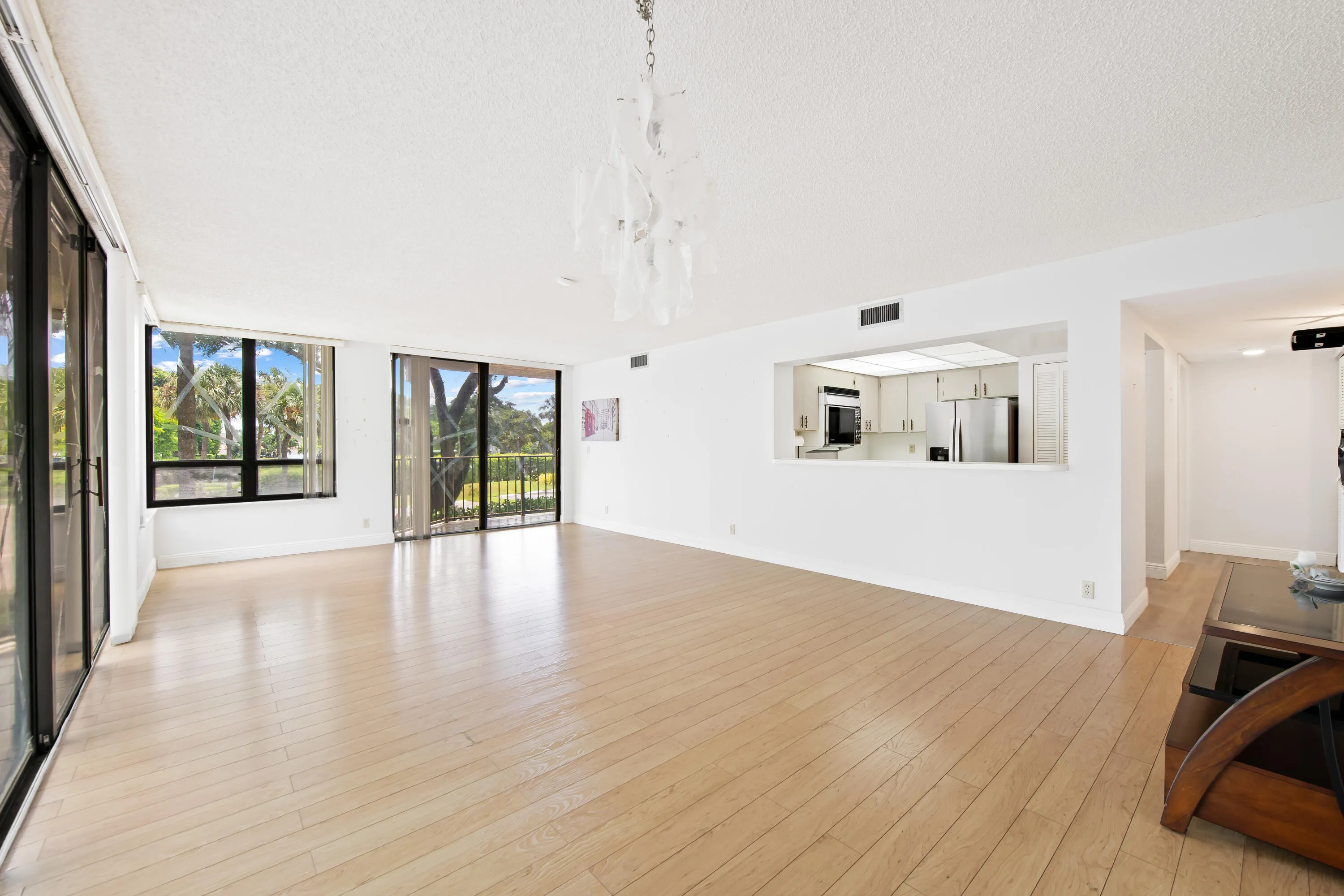 799 Jeffery Street #201