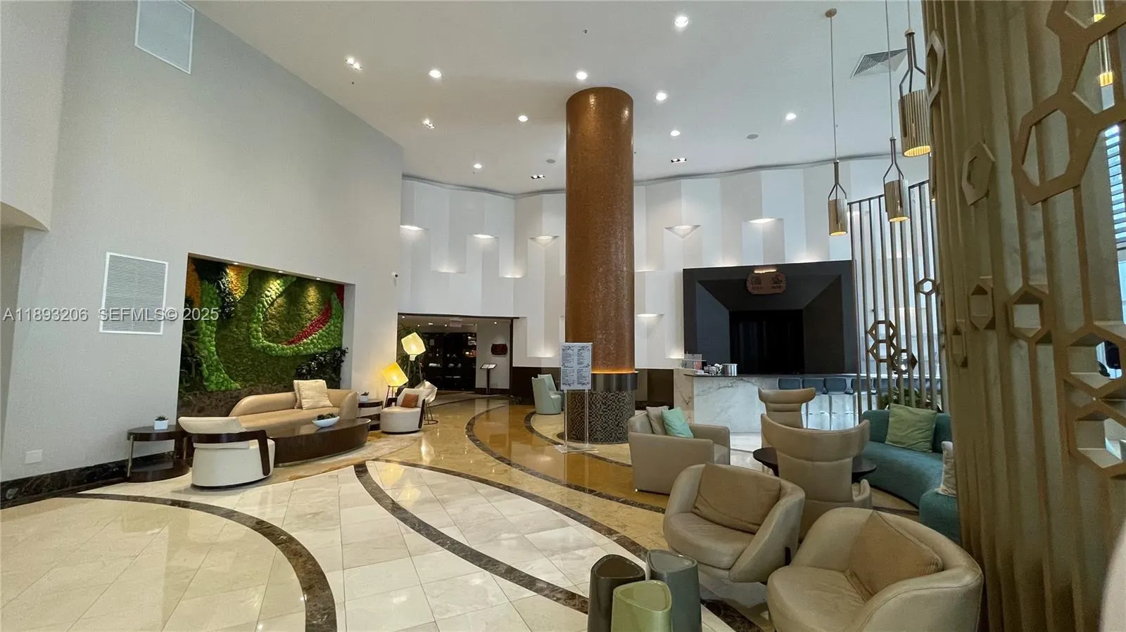 18001 Collins Avenue #2814