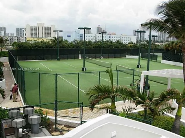 18001 Collins Avenue #2814