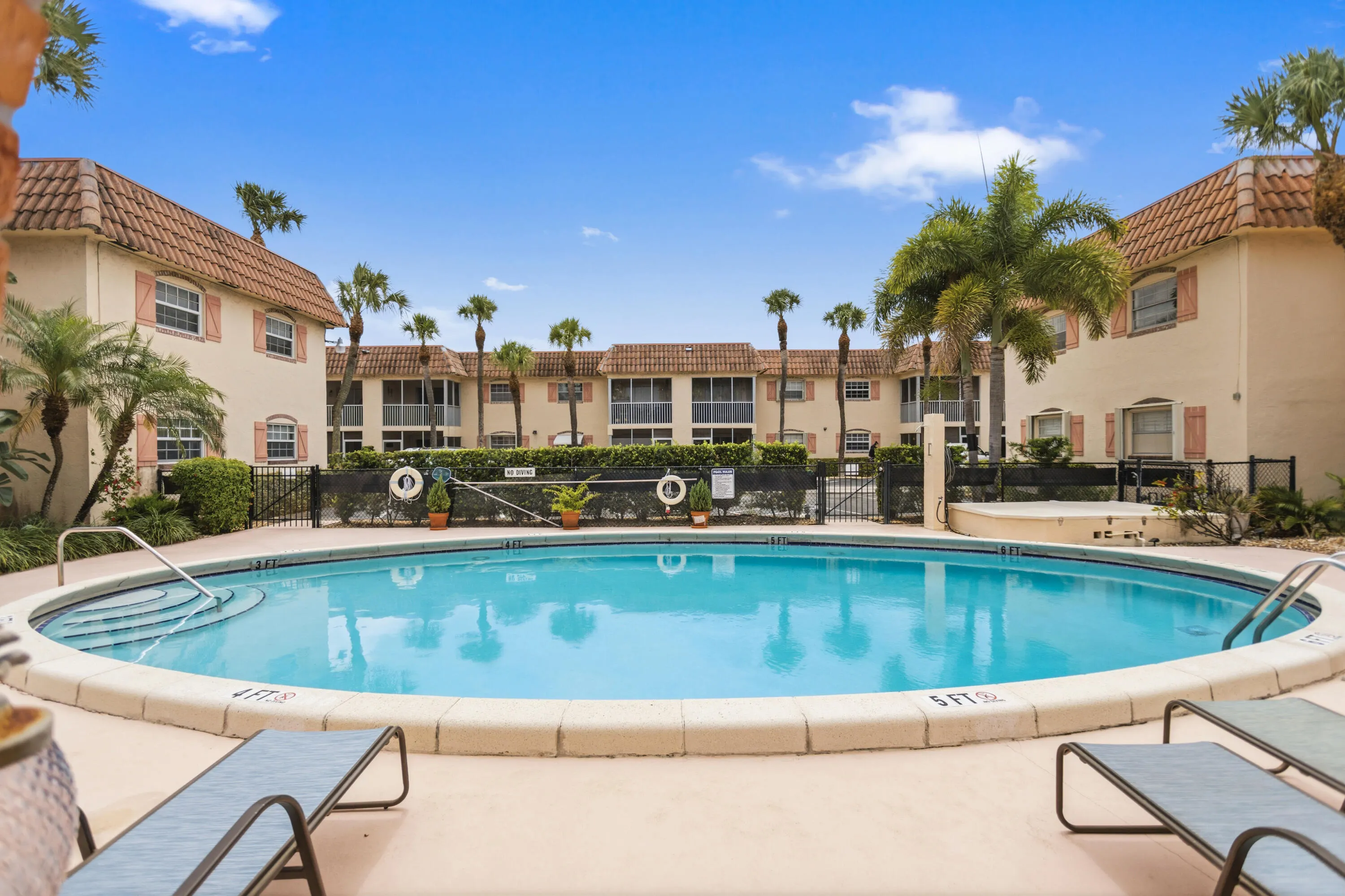 101 E Mcnab Road #408