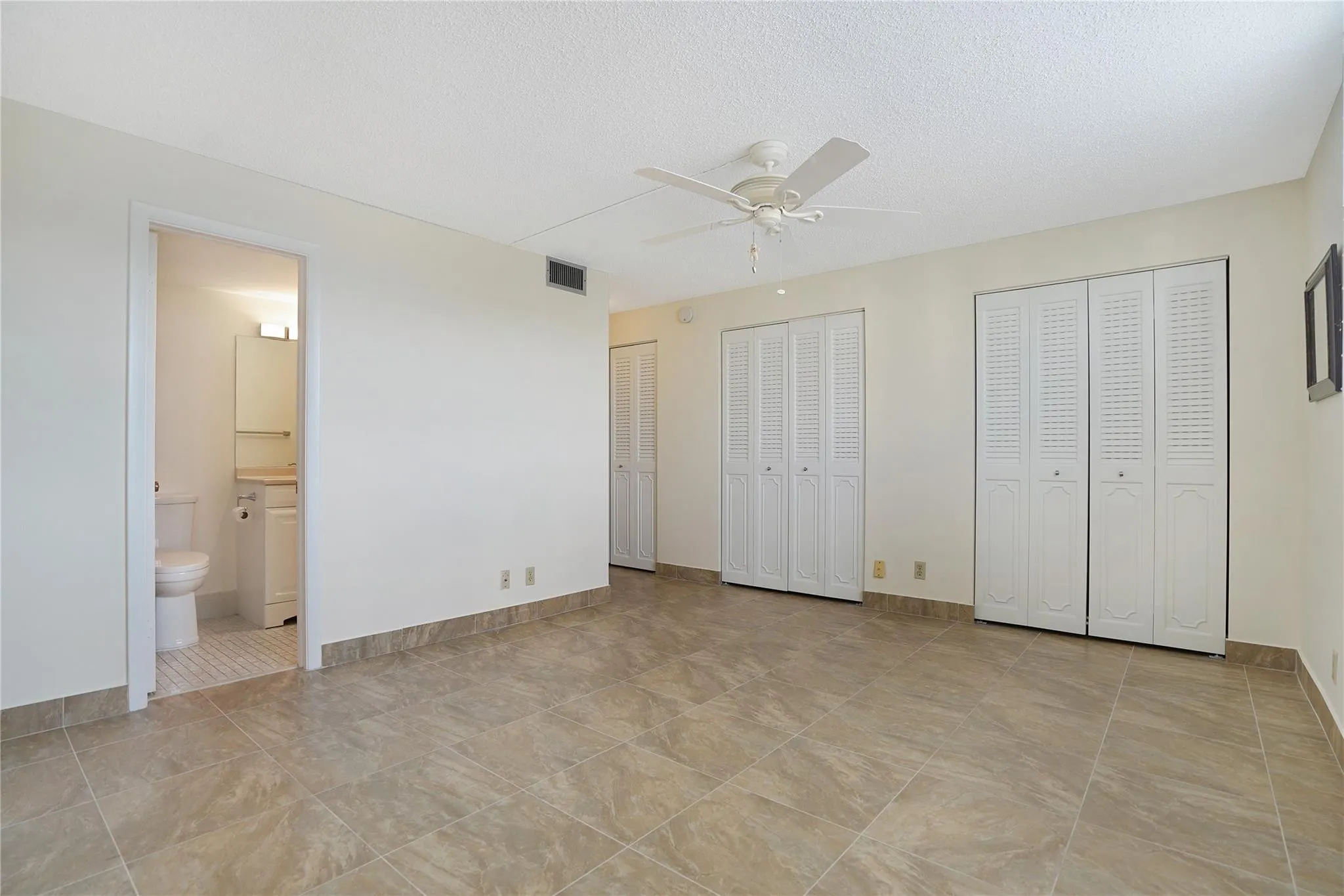111 SE 3rd Avenue #306