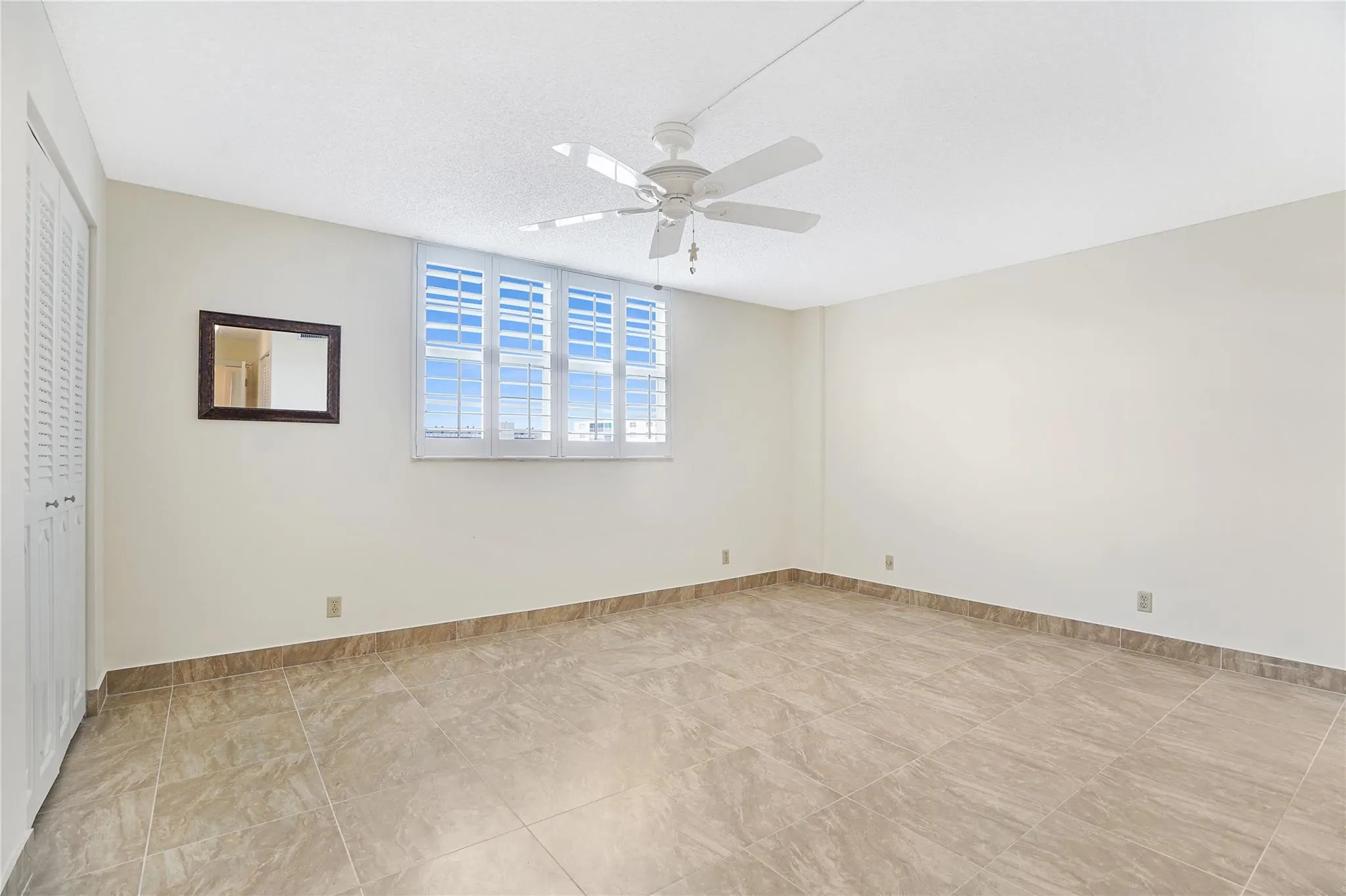 111 SE 3rd Avenue #306