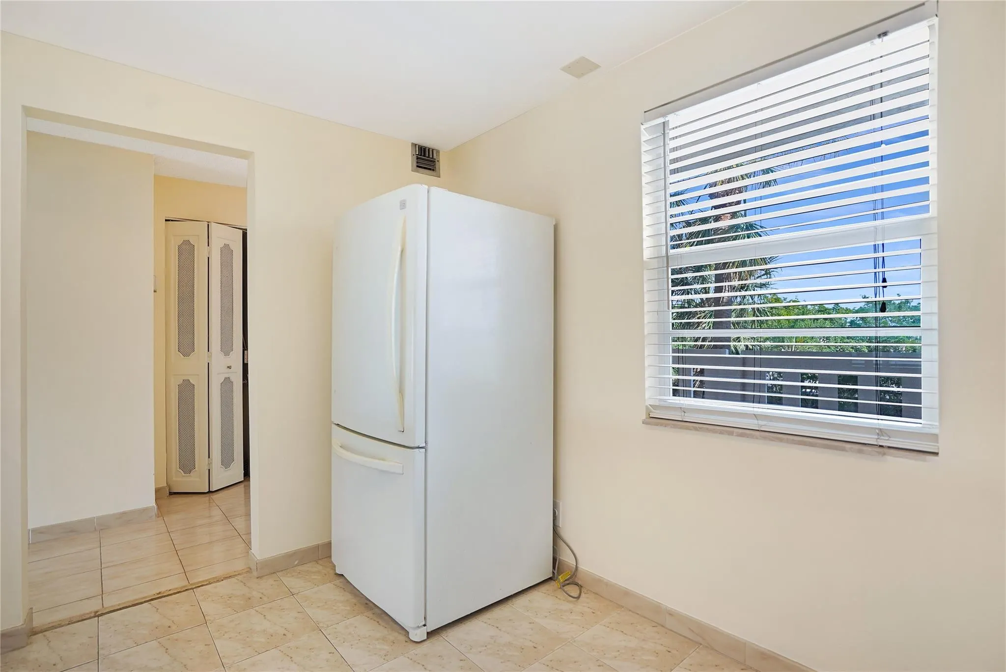 111 SE 3rd Avenue #306