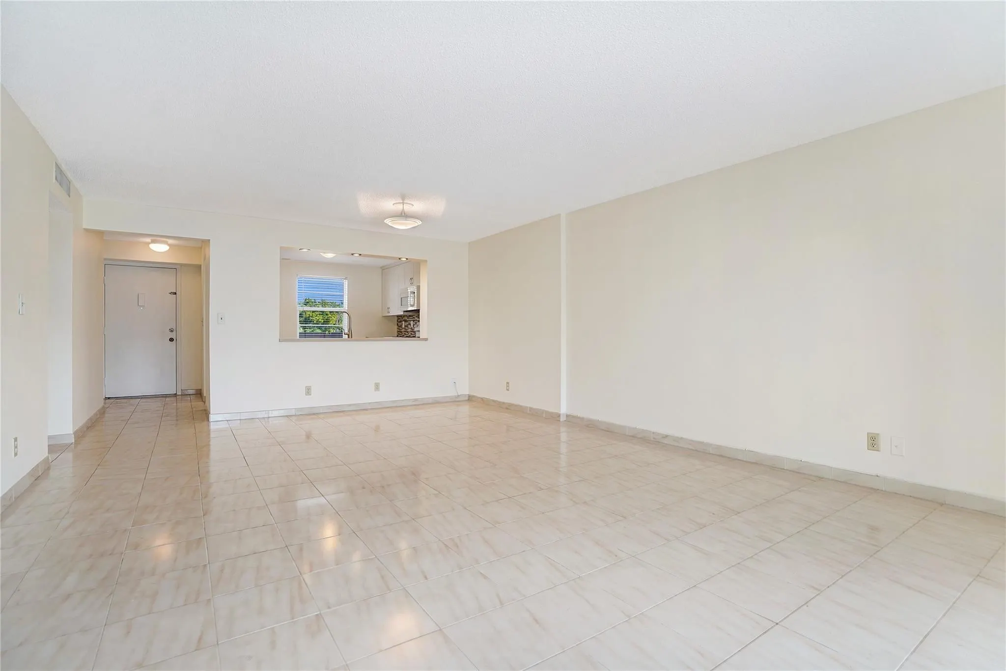 111 SE 3rd Avenue #306