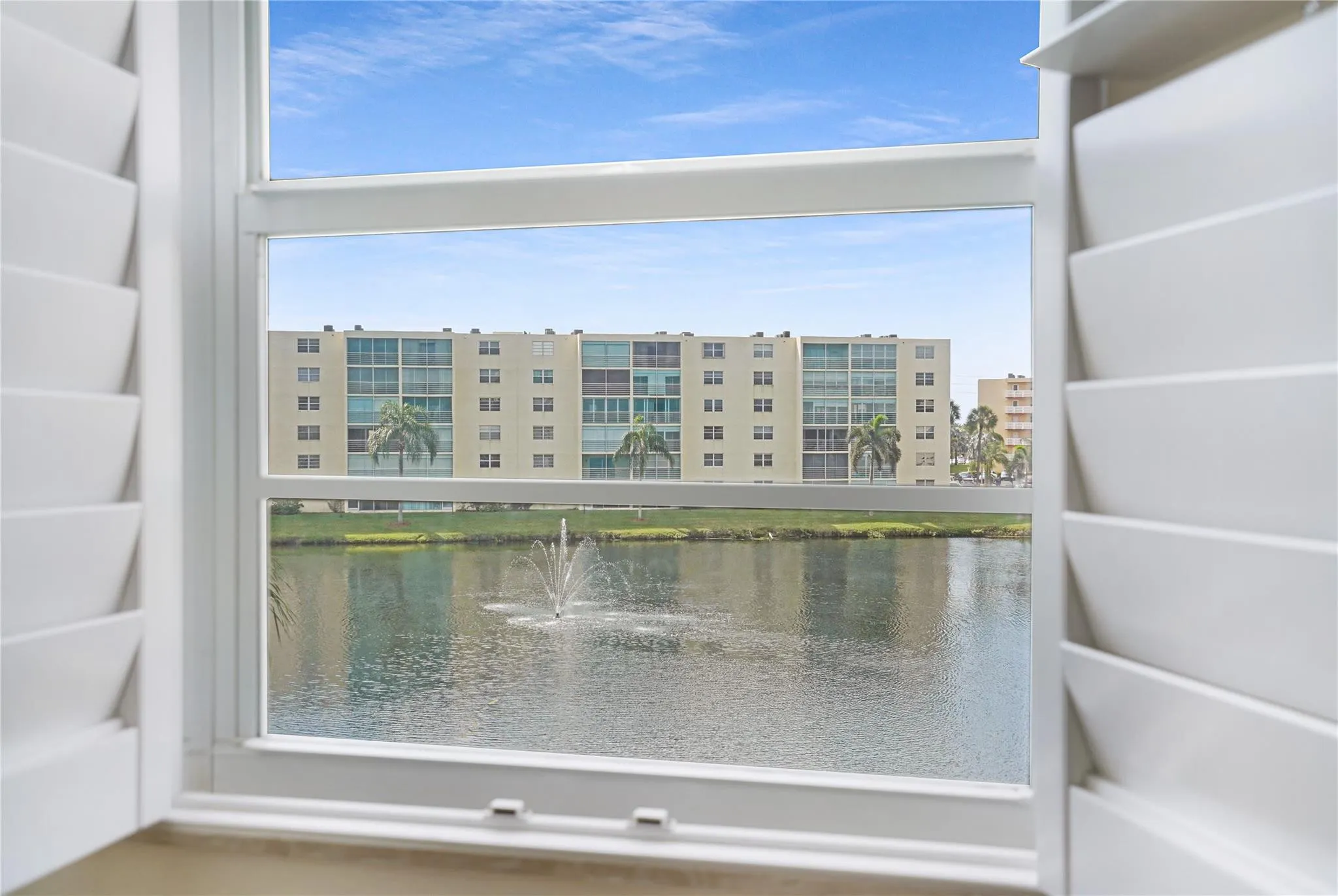 111 SE 3rd Avenue #306