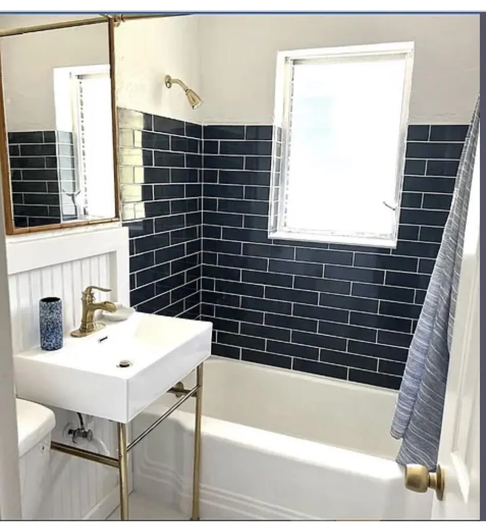 24 SW 12th Street